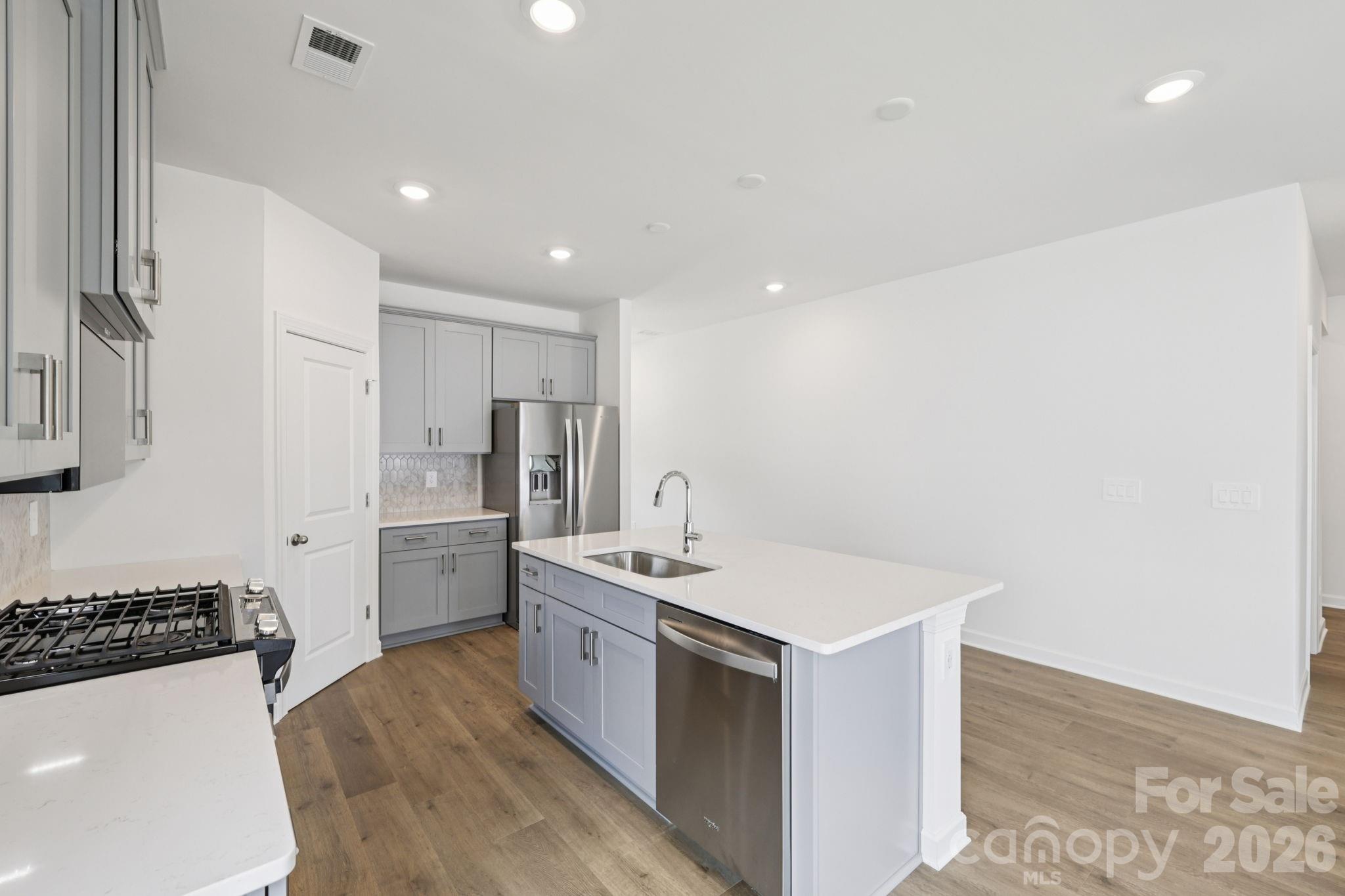 650 Darya Drive Property Photo 2