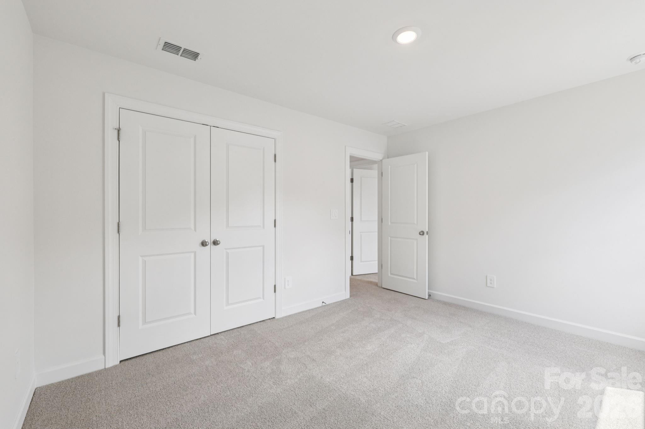 650 Darya Drive Property Photo 16