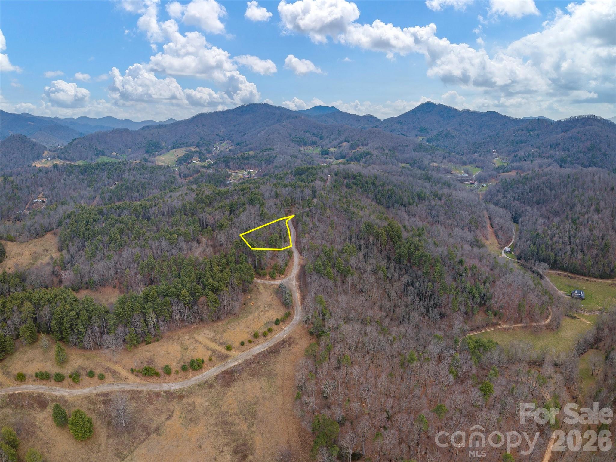 454 Dream Valley Drive Property Photo 3