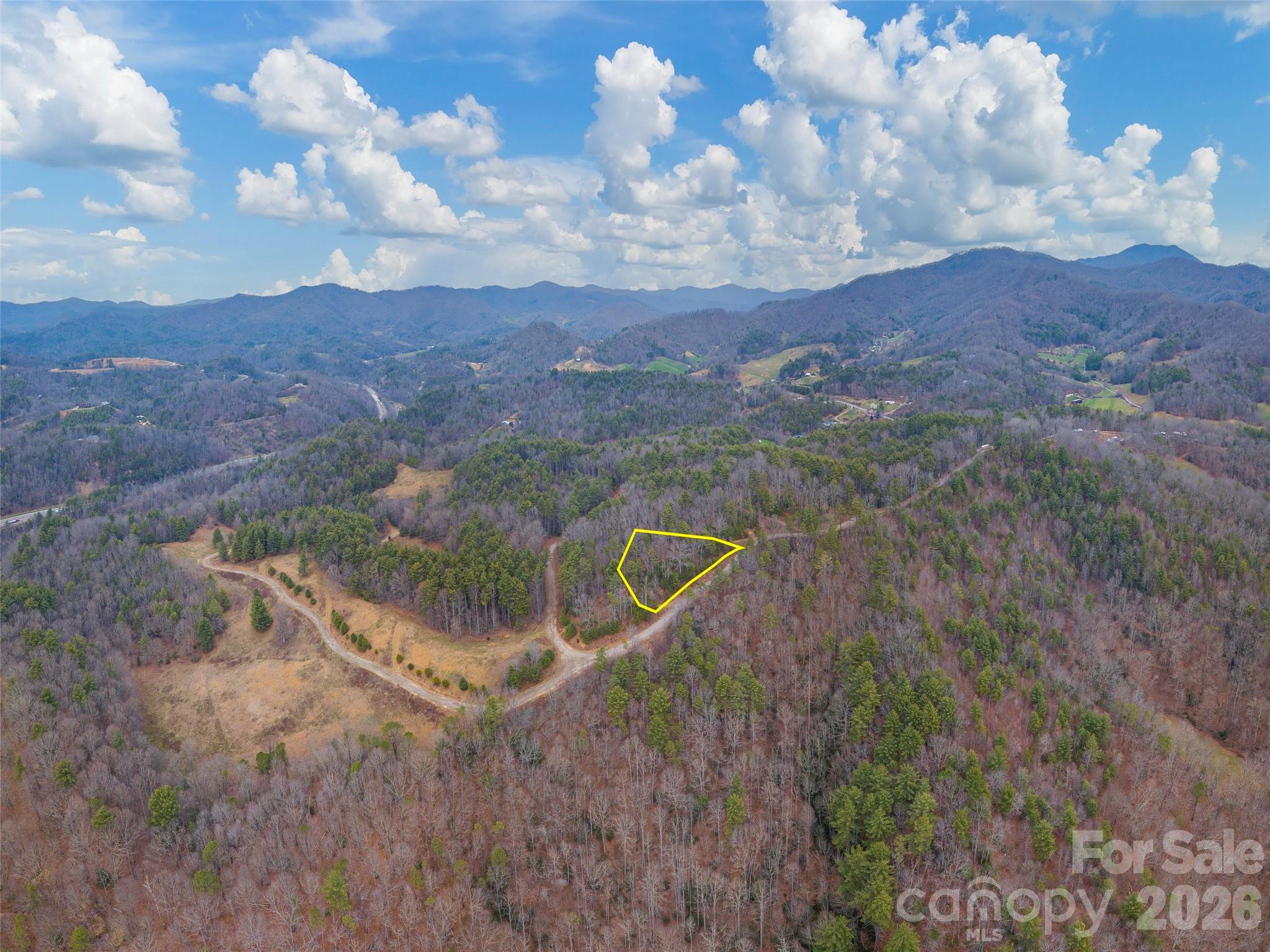 454 Dream Valley Drive Property Photo 7
