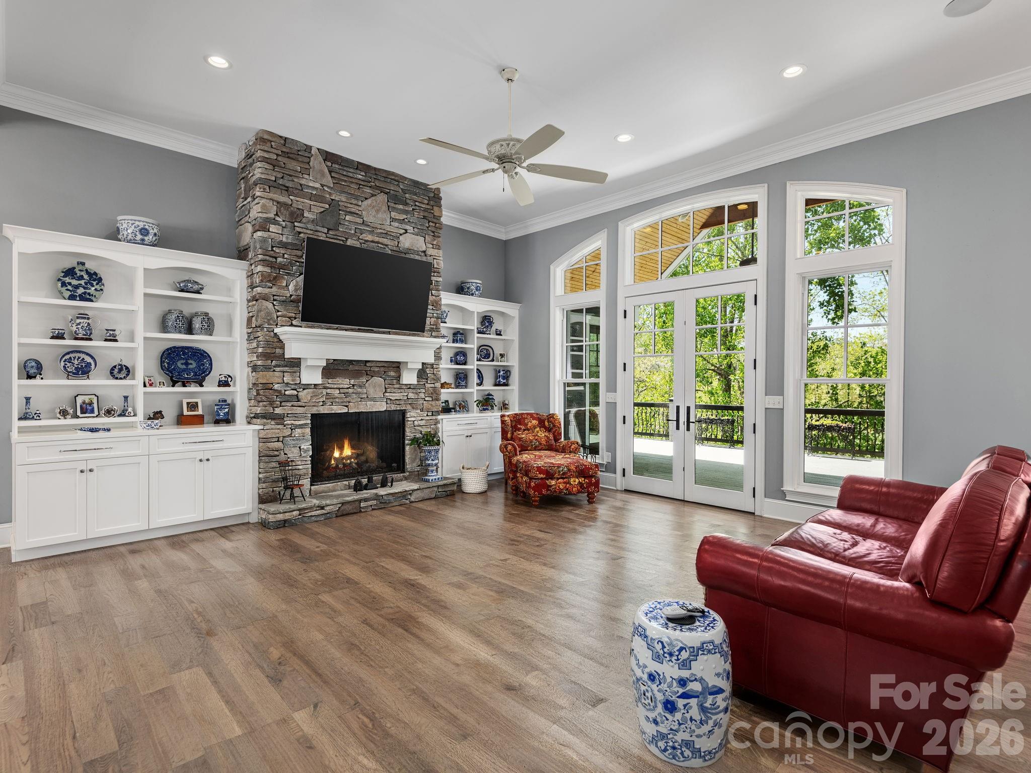 28 Falling Star Court Property Photo 6