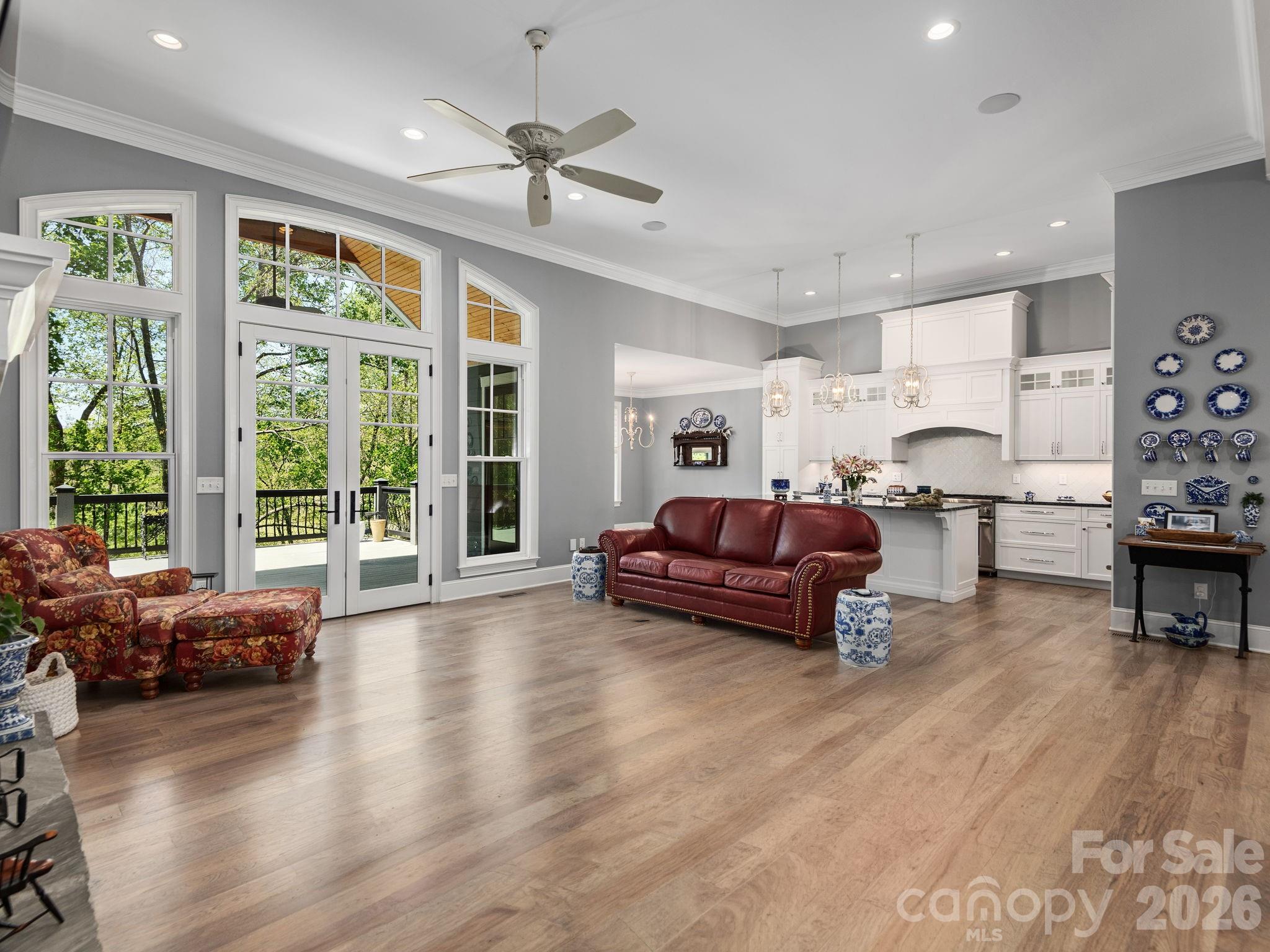 28 Falling Star Court Property Photo 7