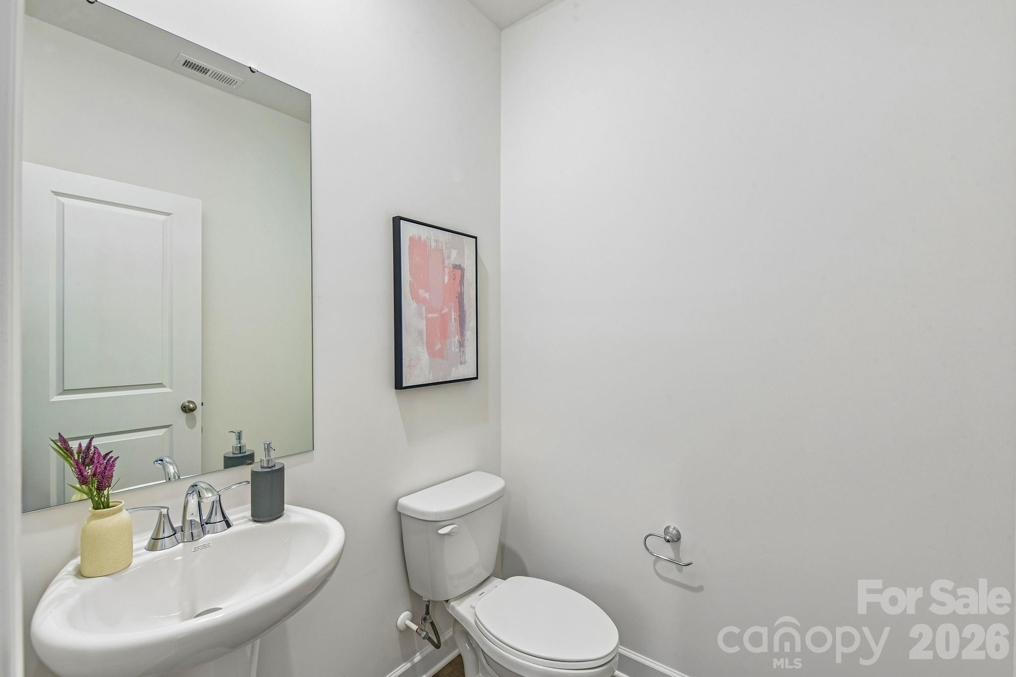 2088 Sunflower Circle Property Photo 2