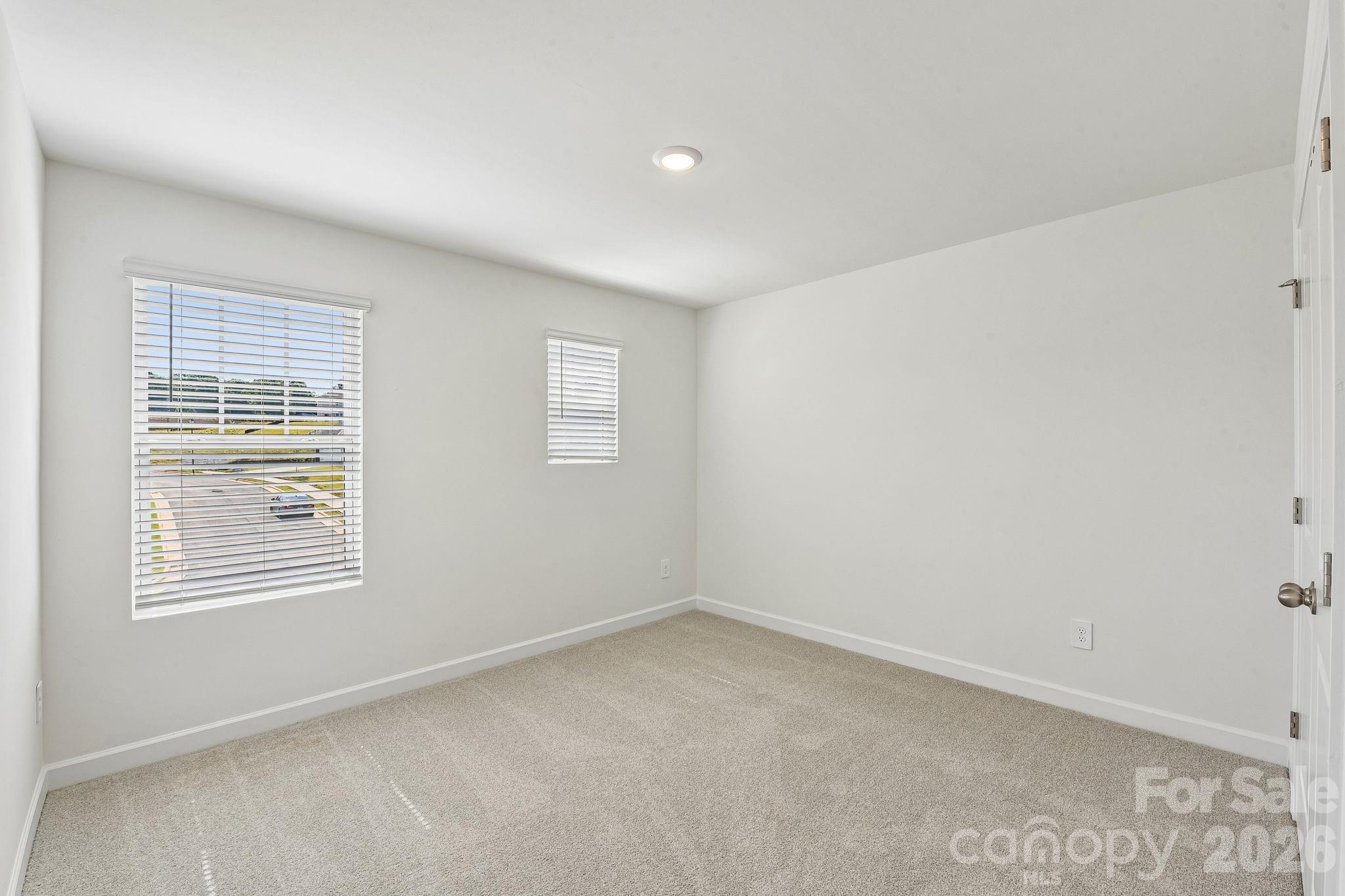 2088 Sunflower Circle Property Photo 18