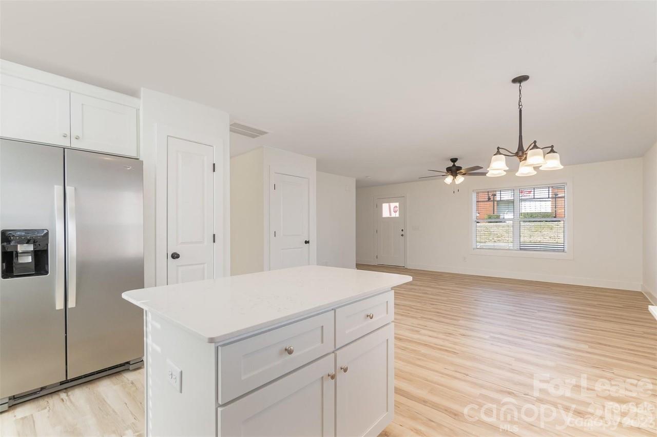 195 Vee Avenue Property Photo 6