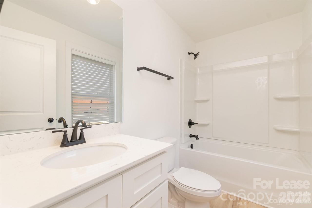 195 Vee Avenue Property Photo 10