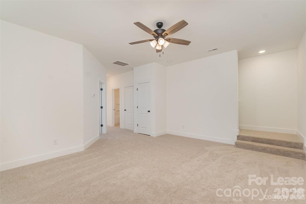 195 Vee Avenue Property Photo 14
