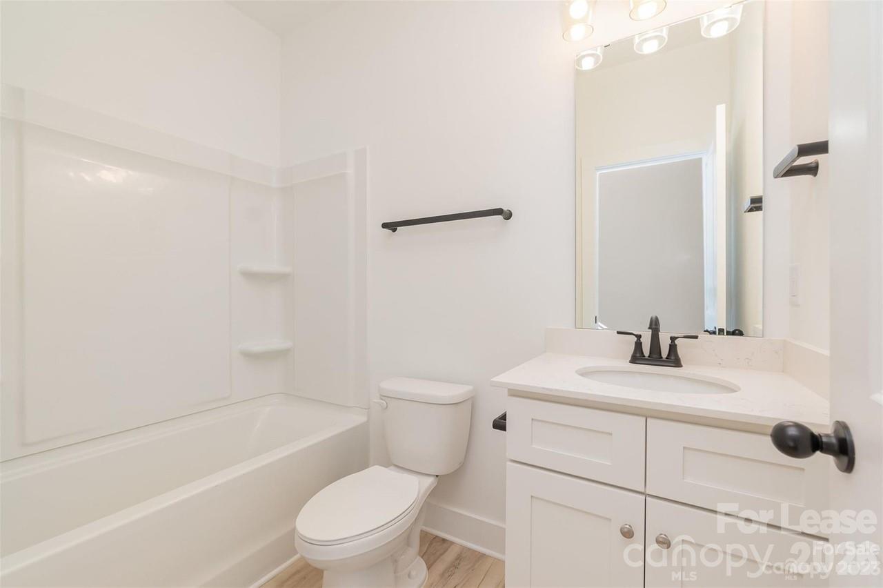 195 Vee Avenue Property Photo 16
