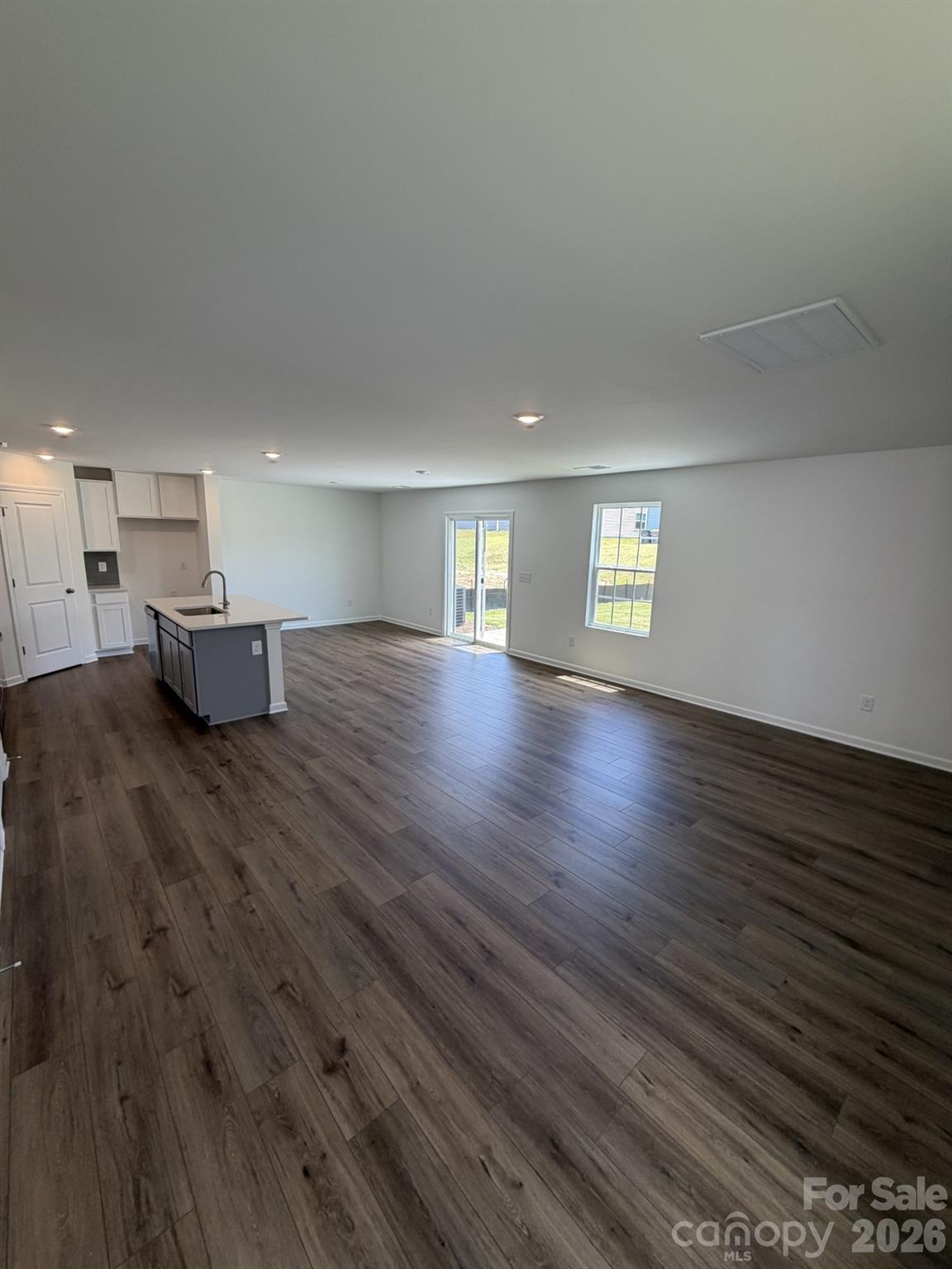 483 Sand Dunes Drive Property Photo 5