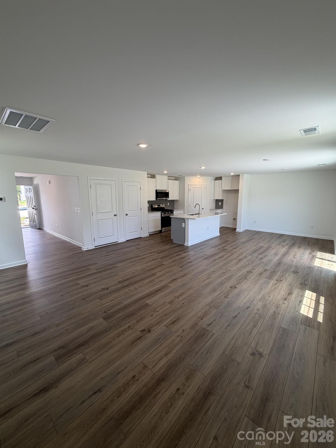 483 Sand Dunes Drive Property Photo 6