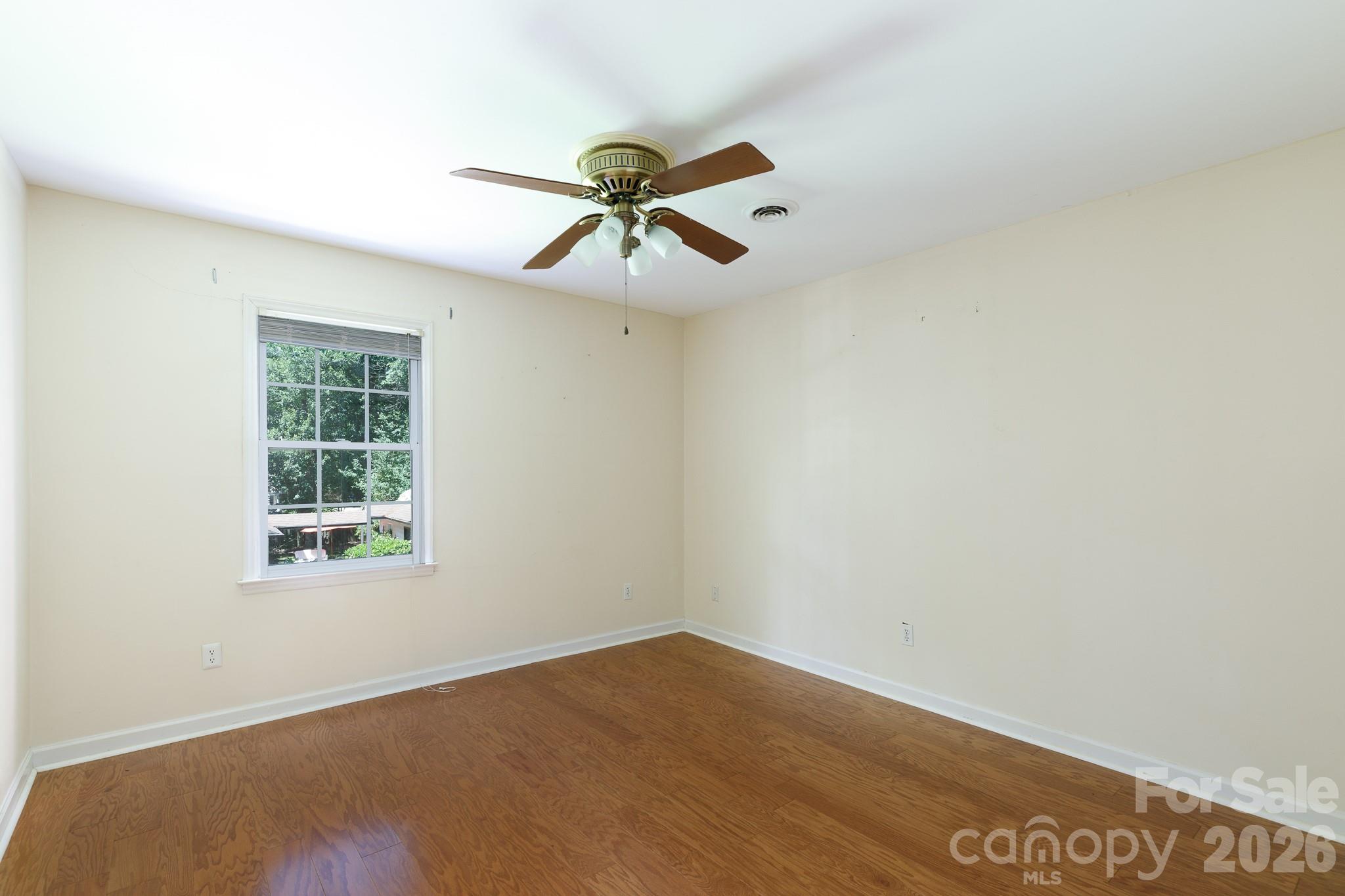 4503 Deer Run Property Photo 33