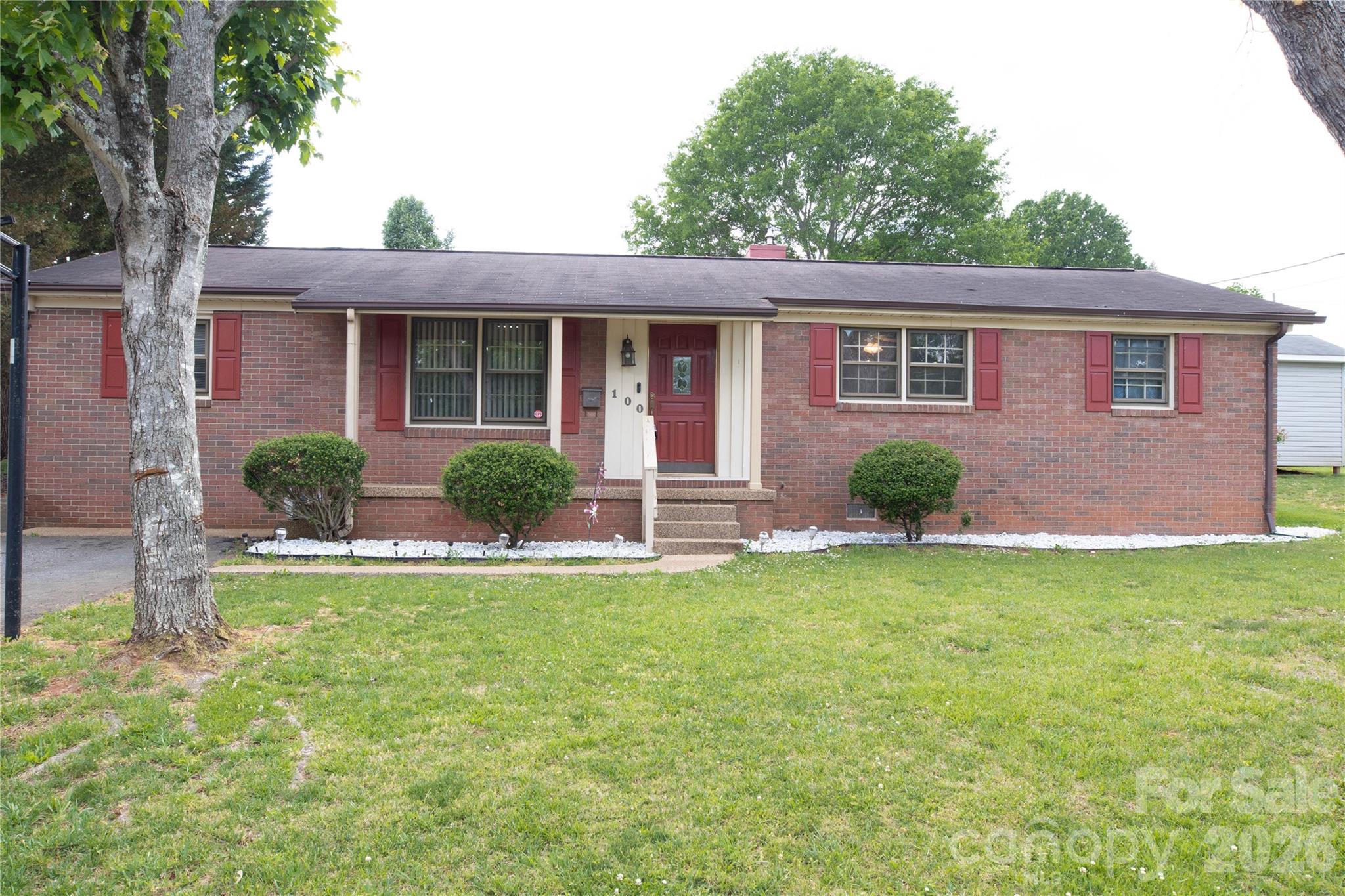 100 Woodward Avenue Property Photo 5