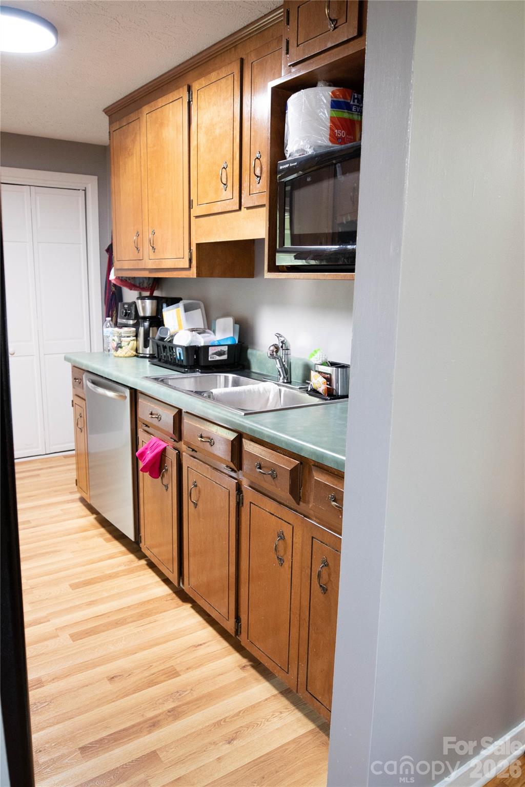 100 Woodward Avenue Property Photo 15