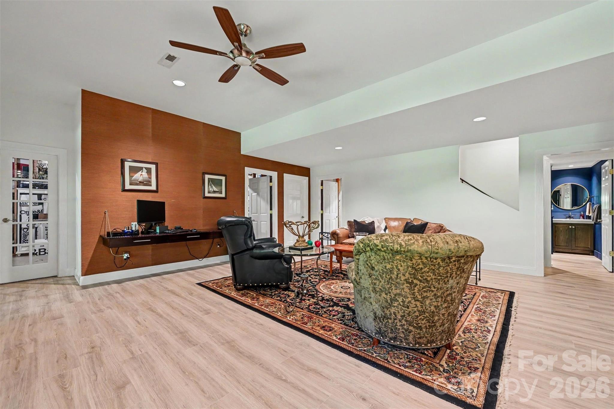 10808 Lederer Avenue Property Photo 16