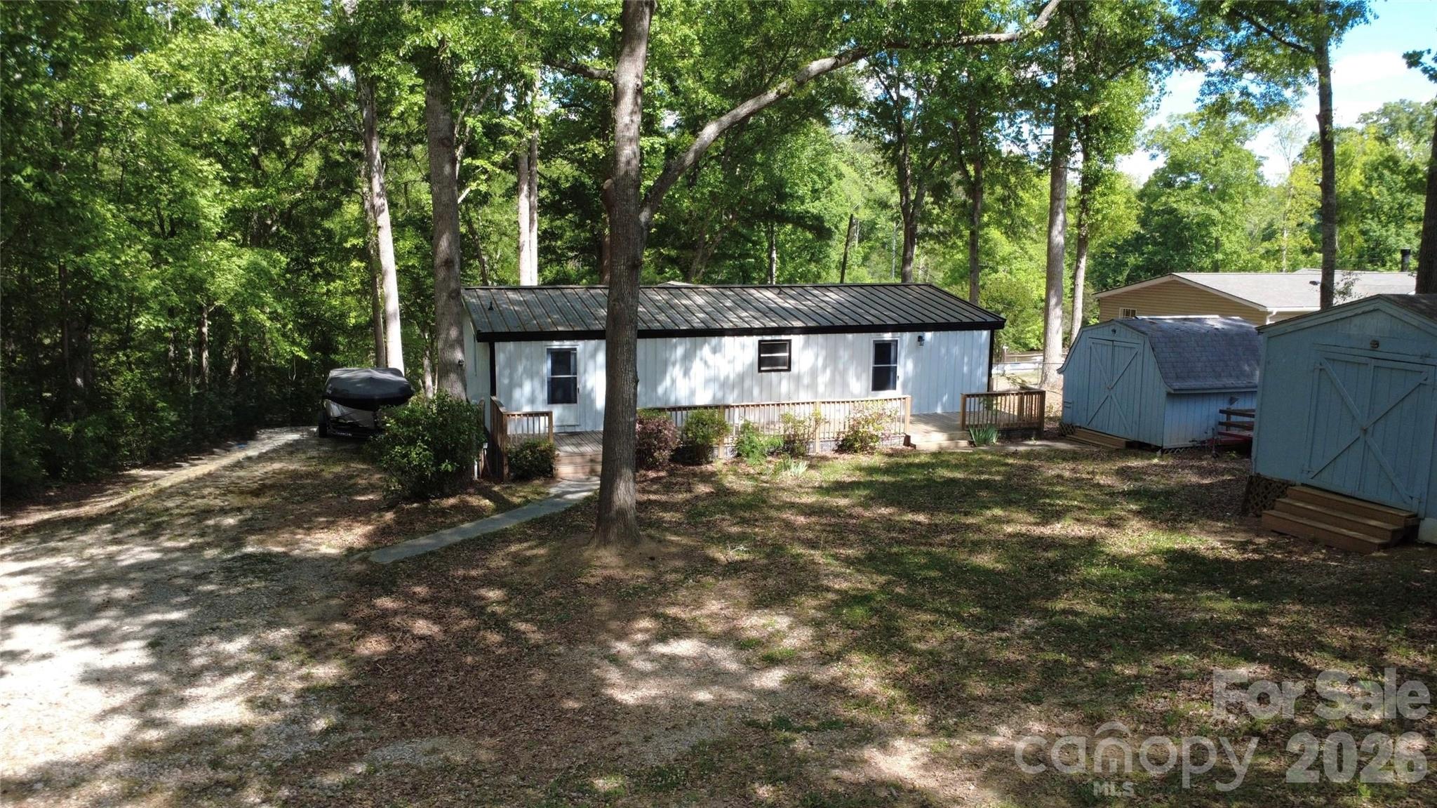 1269 Eastcreek Road Property Photo 5