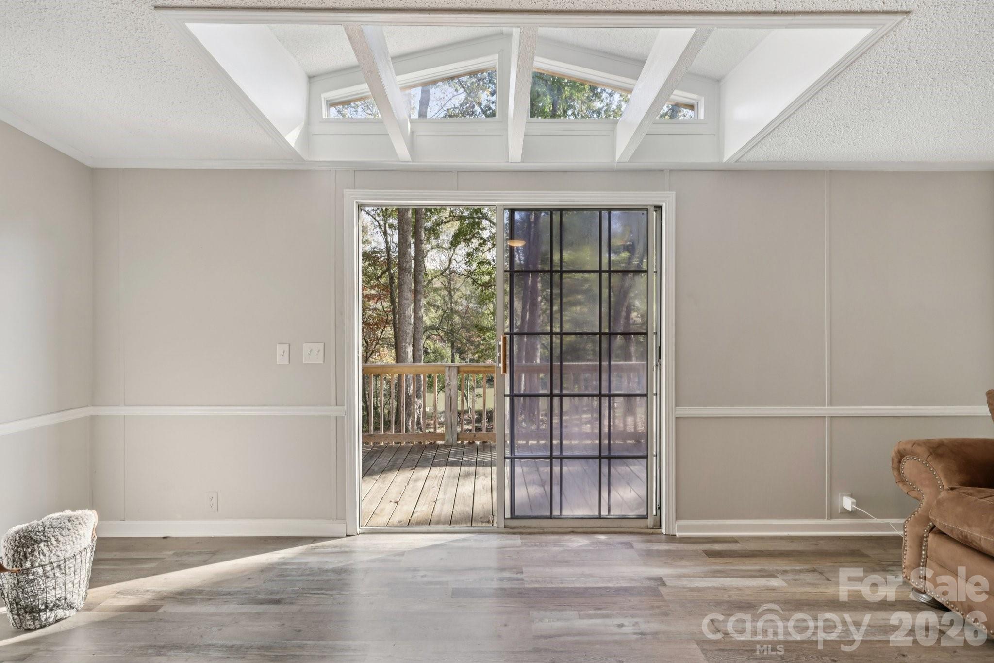 1269 Eastcreek Road Property Photo 6