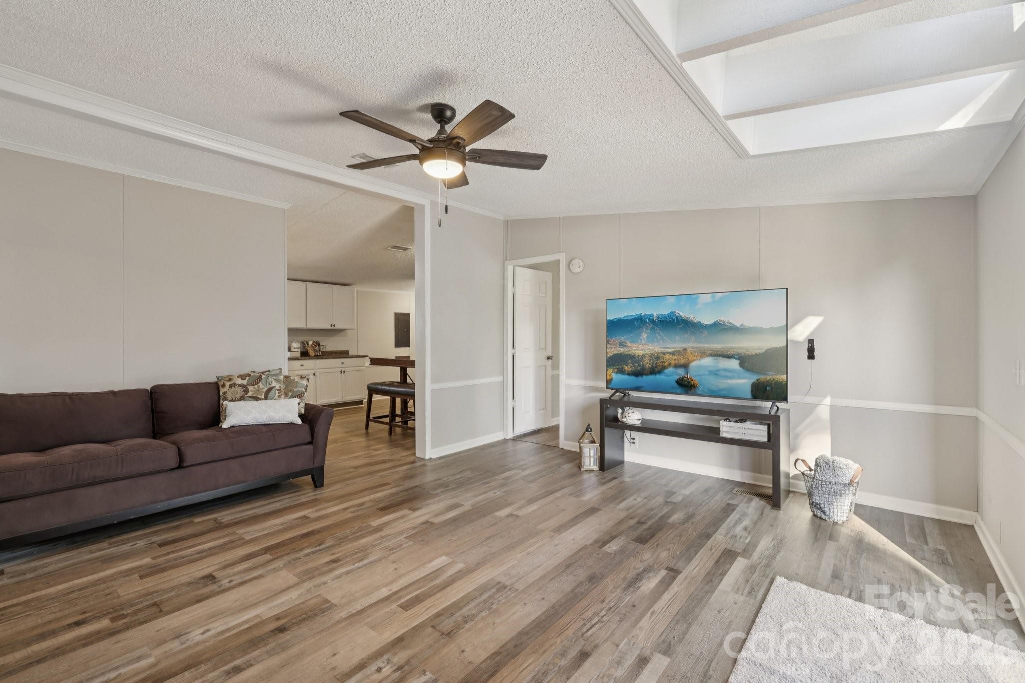 1269 Eastcreek Road Property Photo 8