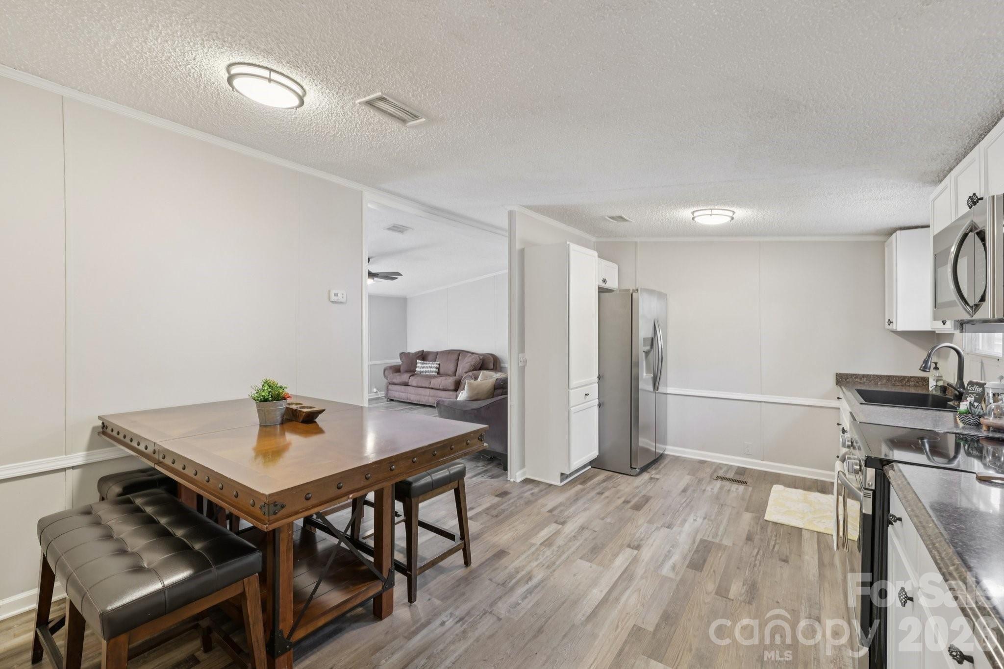 1269 Eastcreek Road Property Photo 12