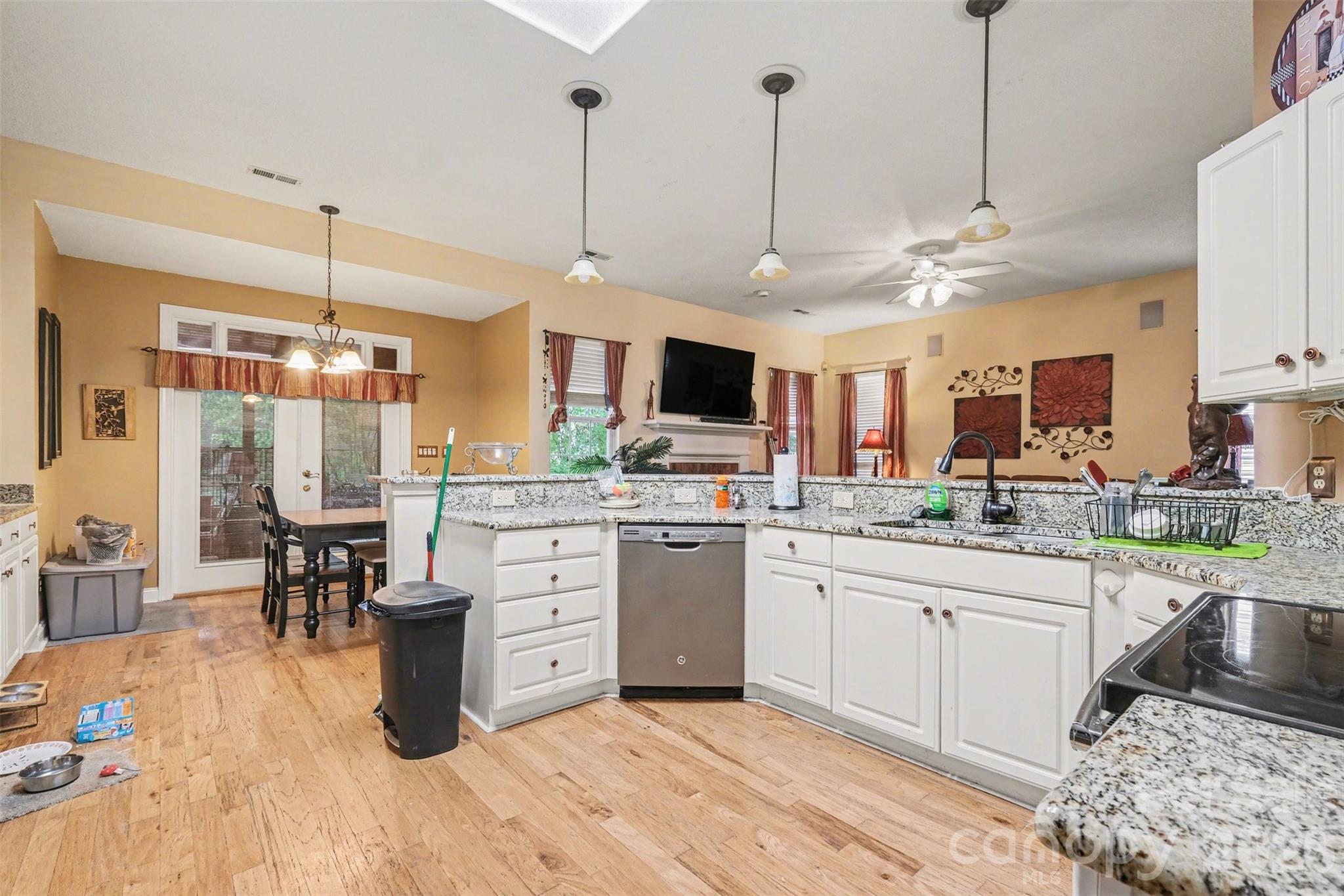 12310 Panthersville Drive Property Photo 17
