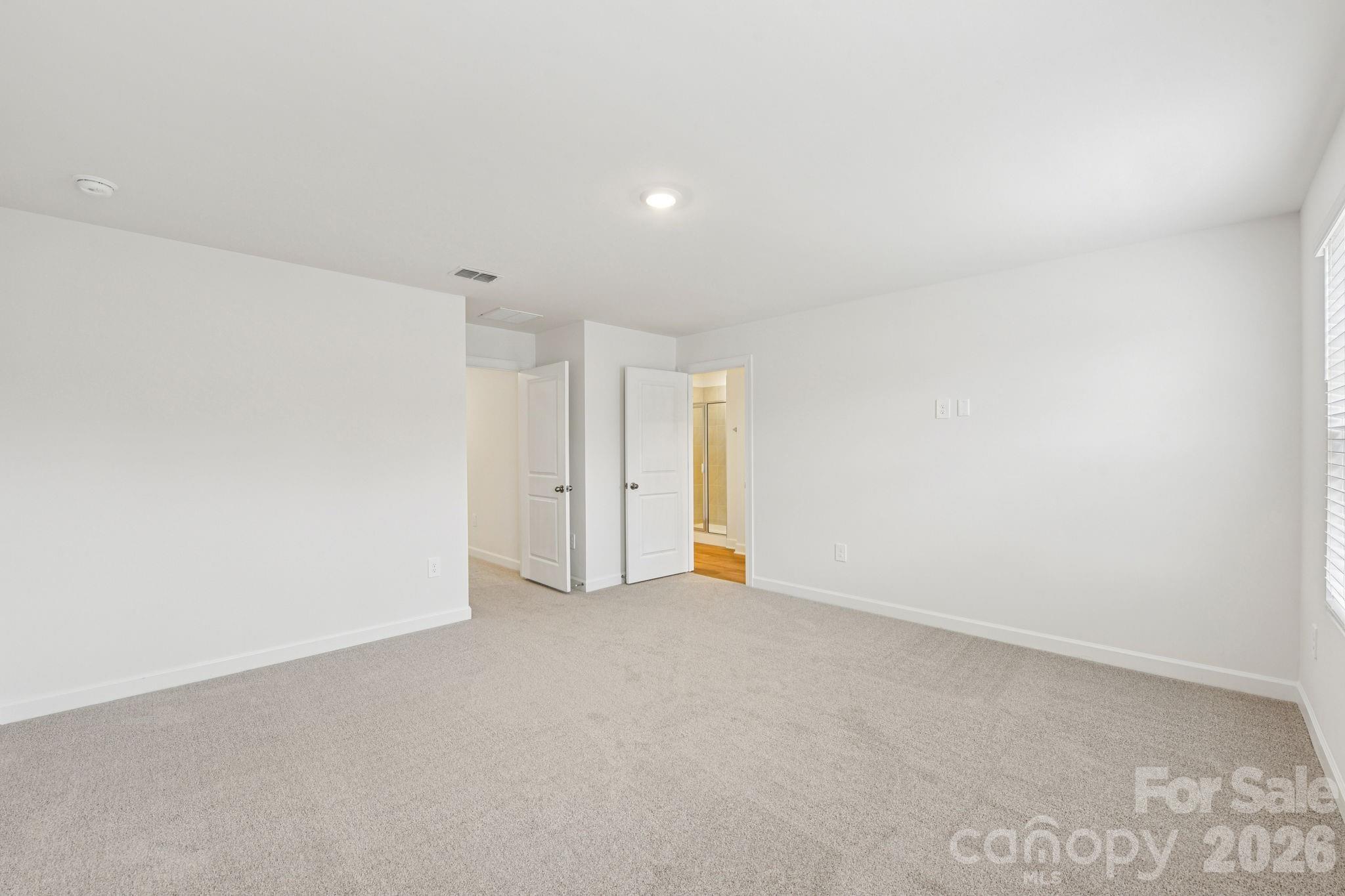 7268 Yardley Street Property Photo 9