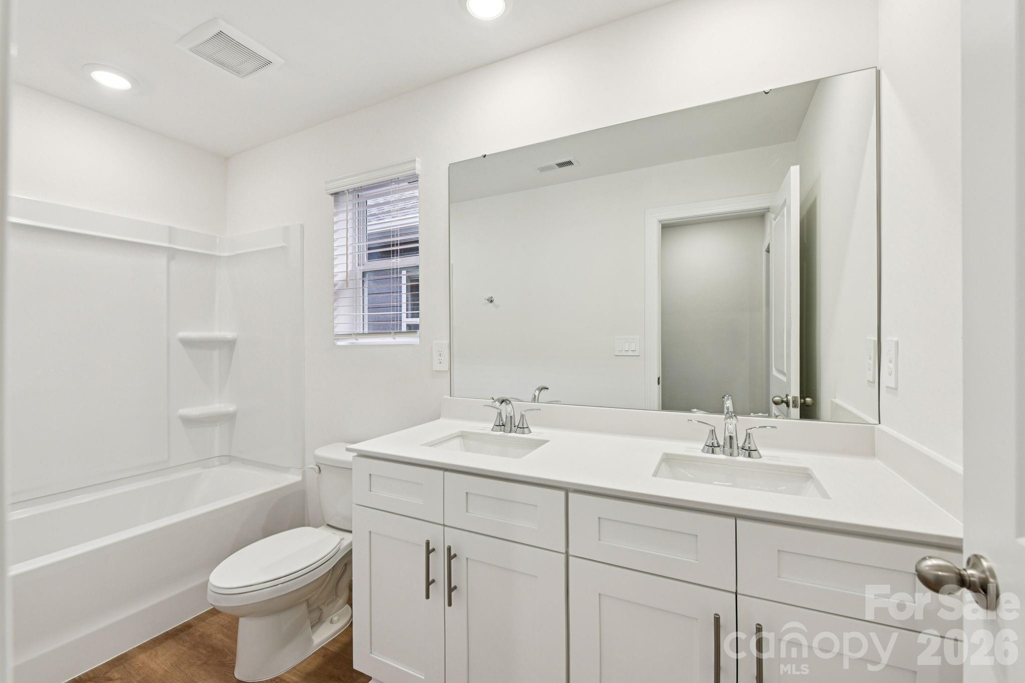 7268 Yardley Street Property Photo 22