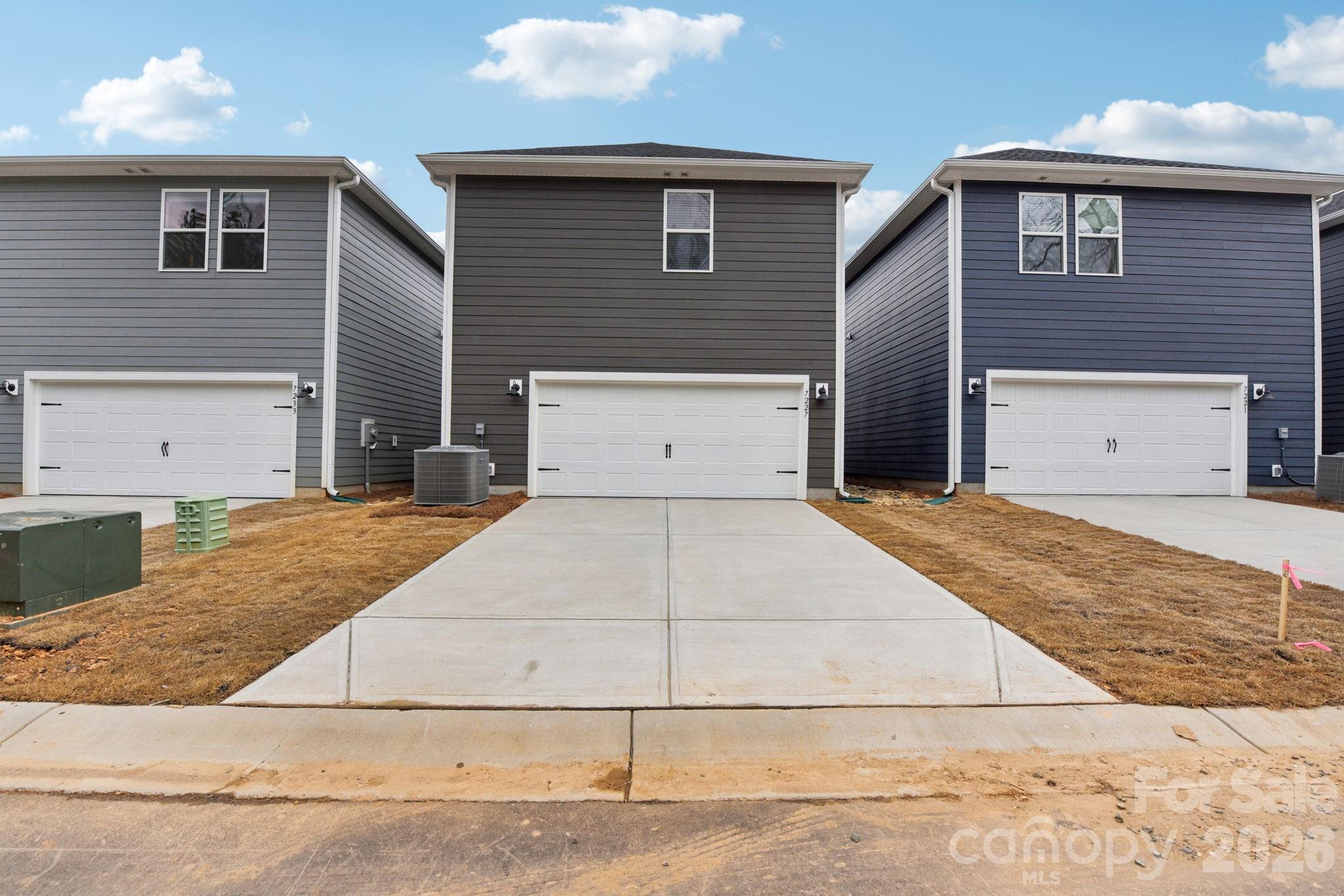 7268 Yardley Street Property Photo 24