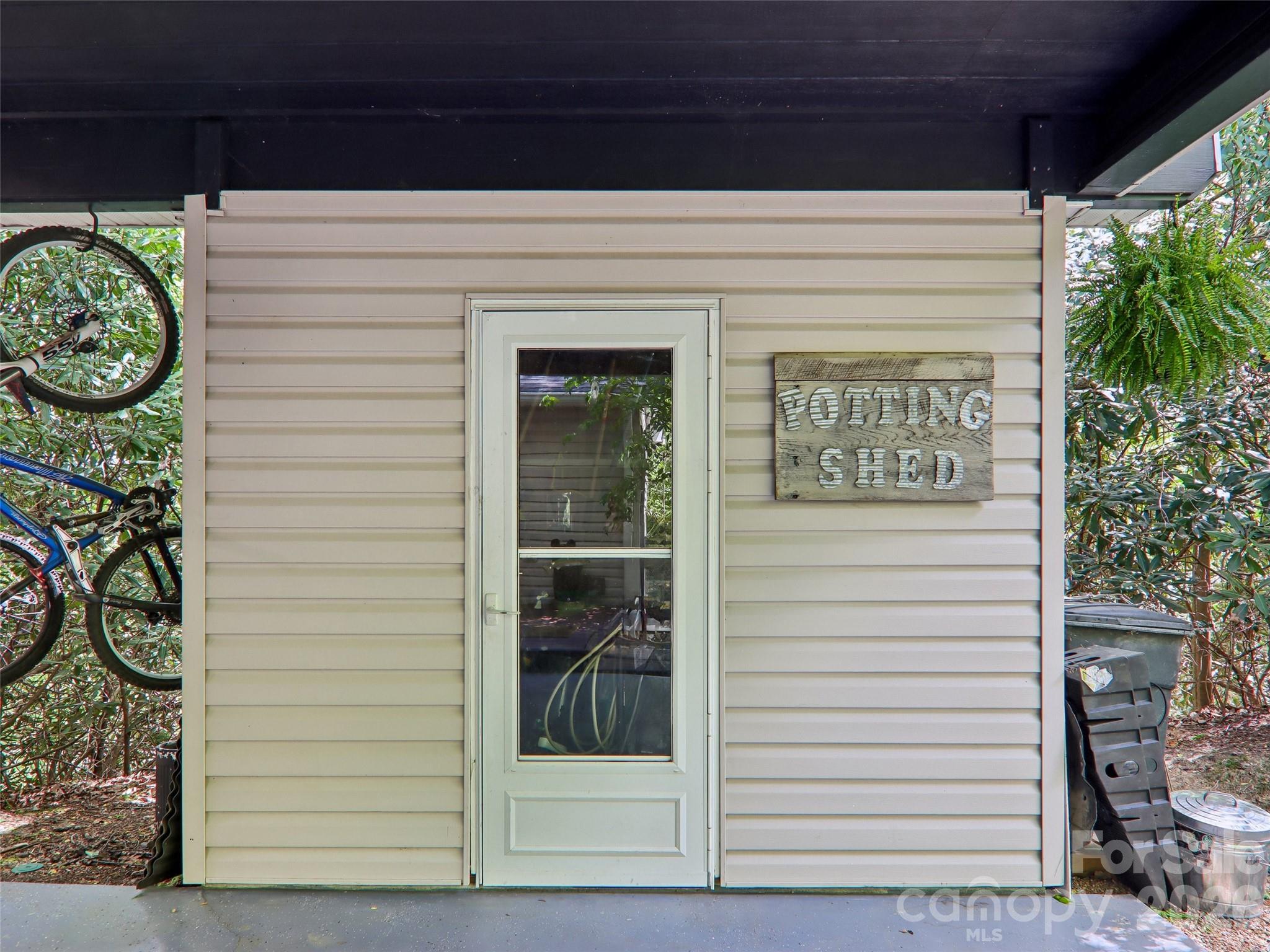 554 Pisgah Forest Drive Property Photo 47