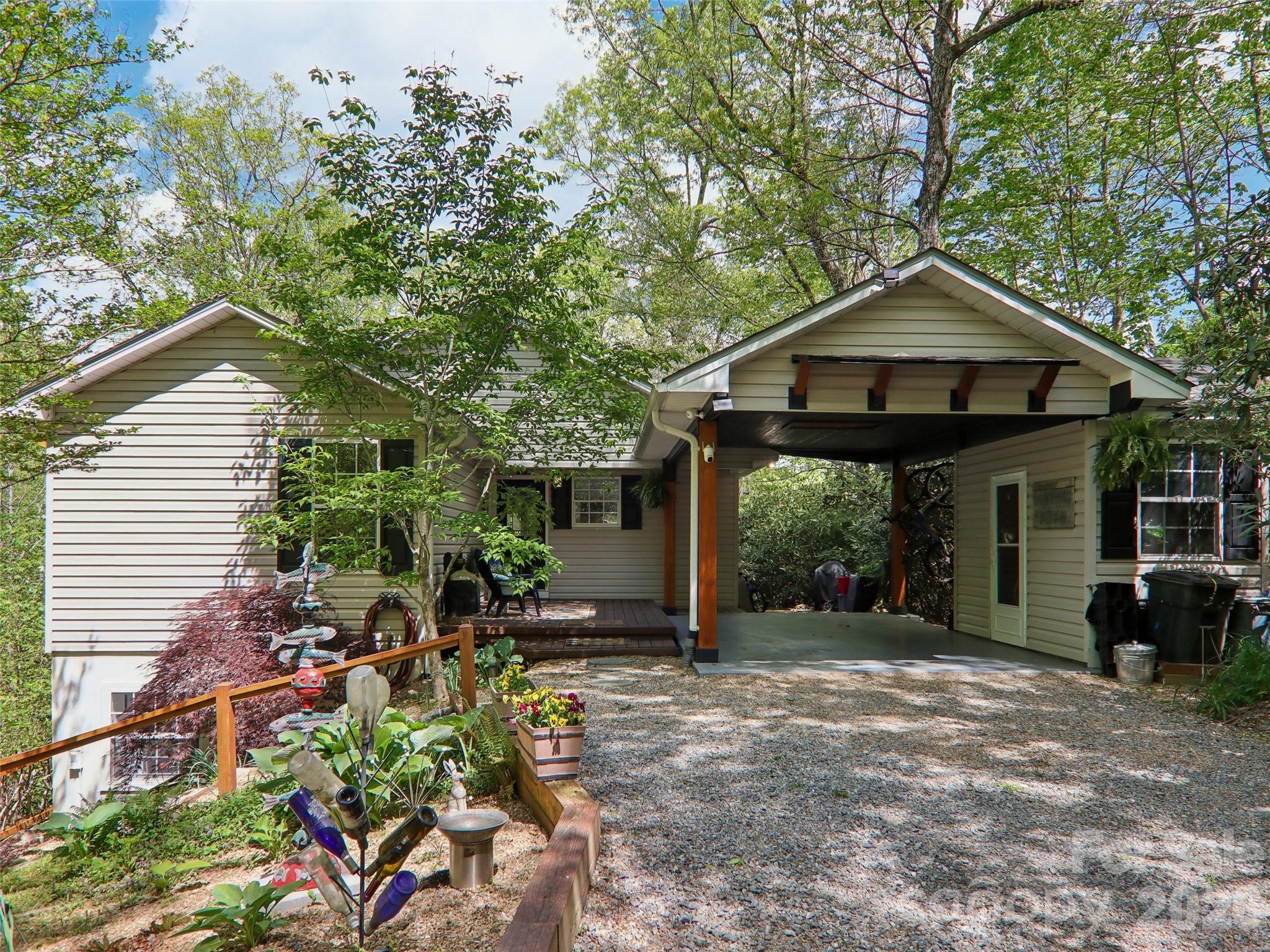 554 Pisgah Forest Drive Property Photo 48