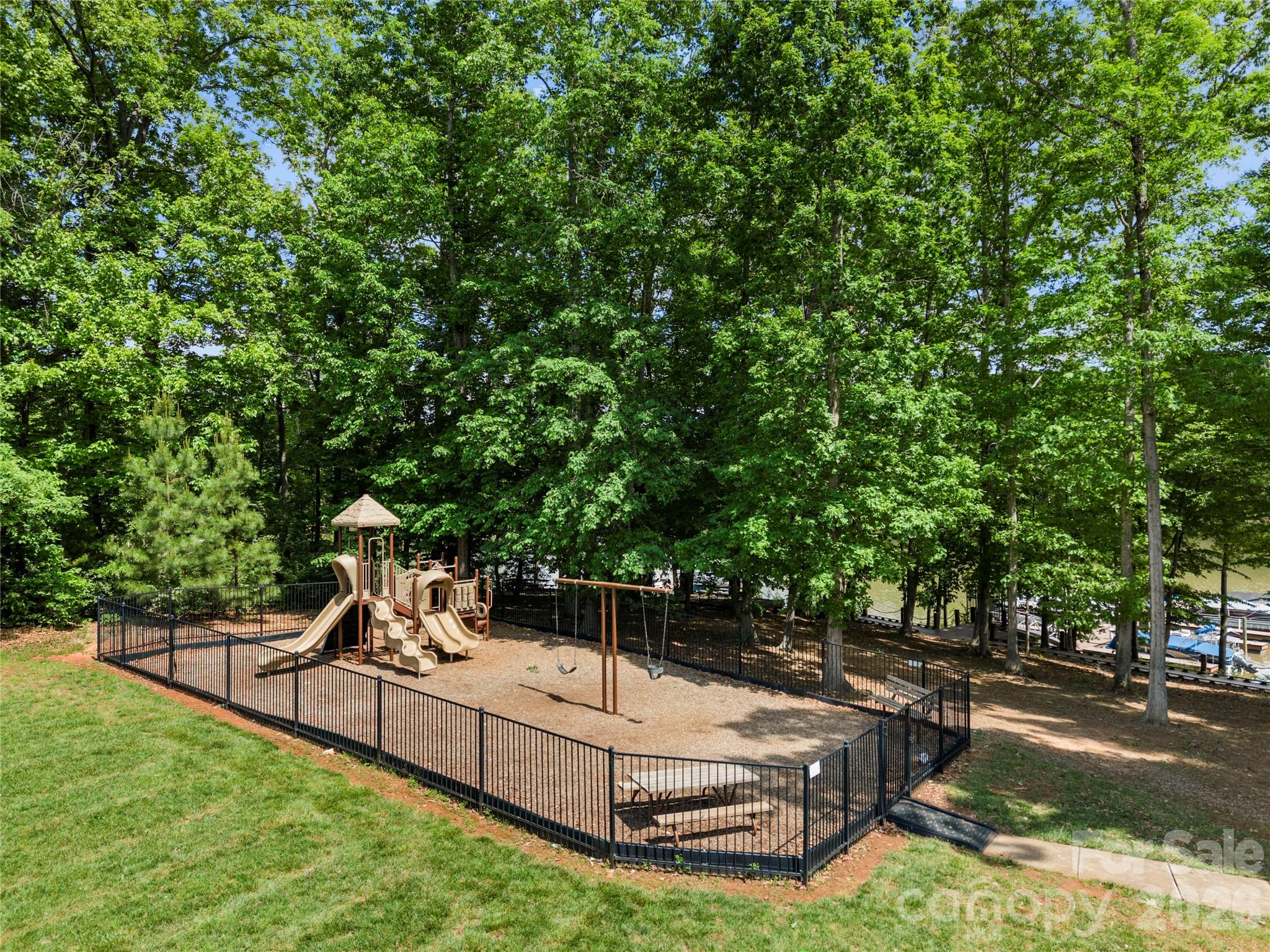 3249 Elyse Manor Court Property Photo 37