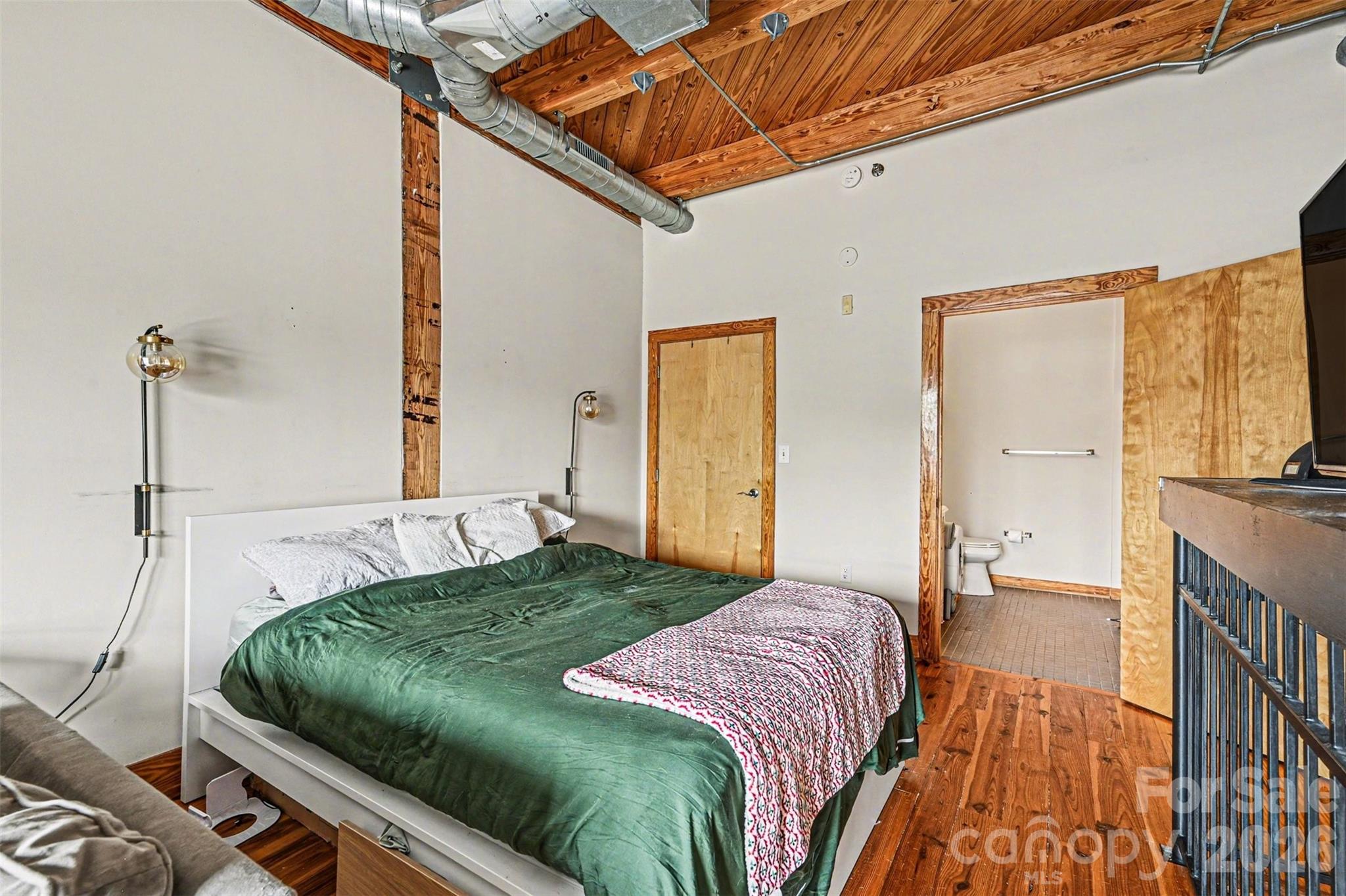 3205 N Davidson Street 202 Property Photo 15