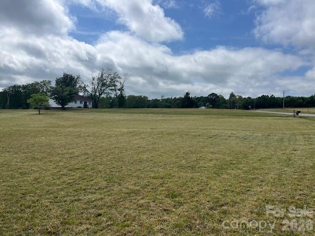304 Floyd Blackwell Road Property Photo 1