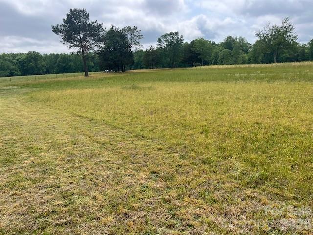 304 Floyd Blackwell Road Property Photo 6