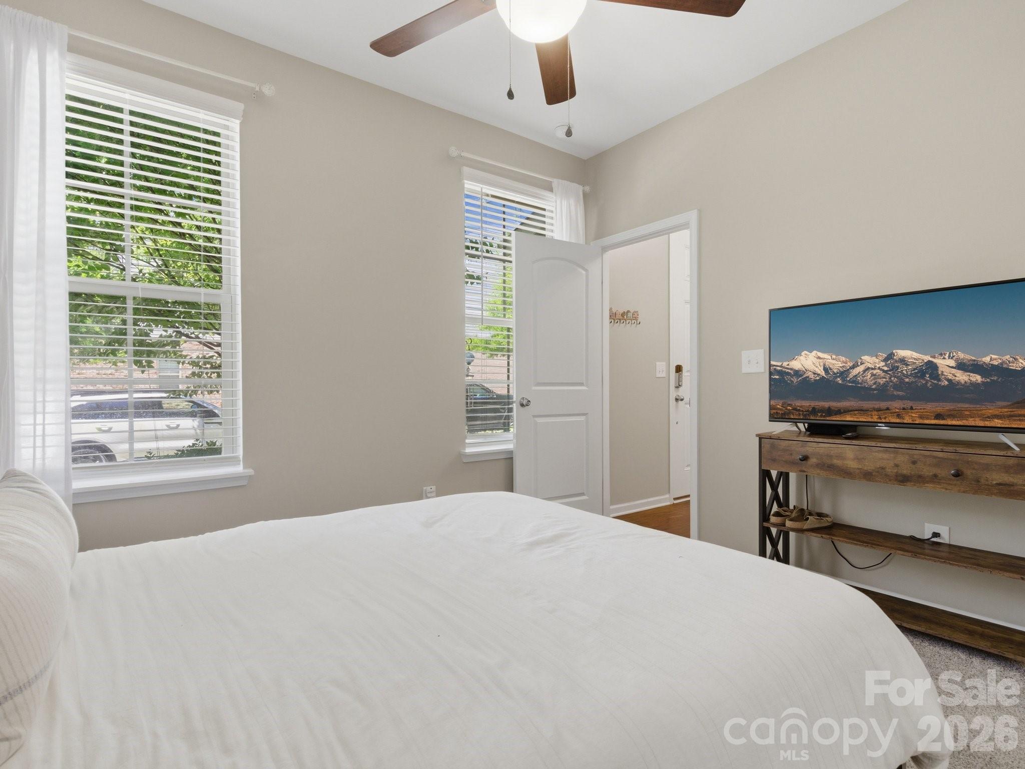 9812 Ainslie Downs Street Property Photo 8