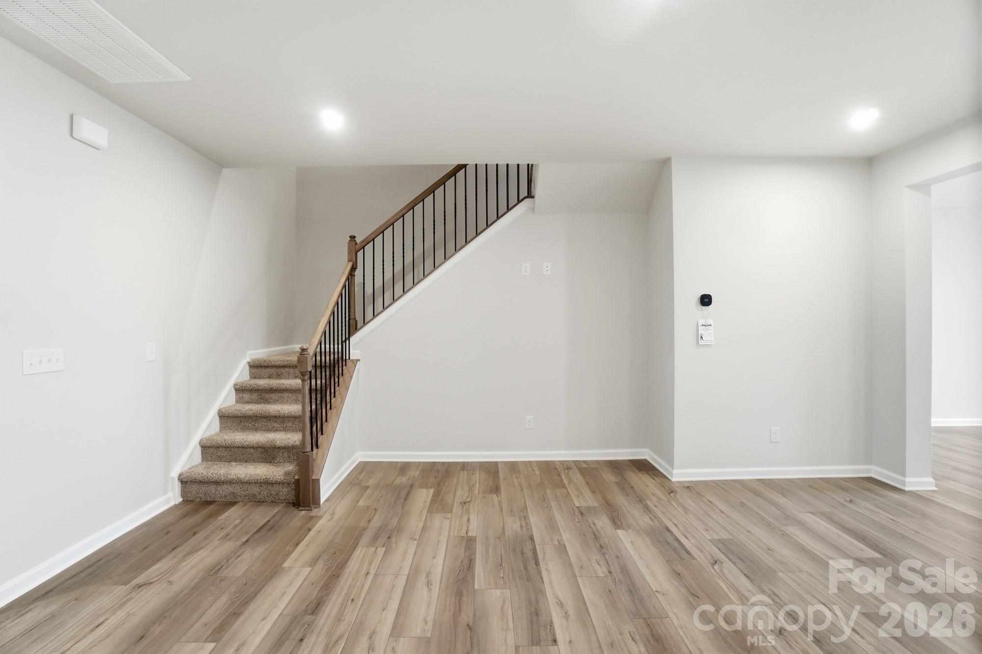 7013 Cerris Drive Property Photo 9