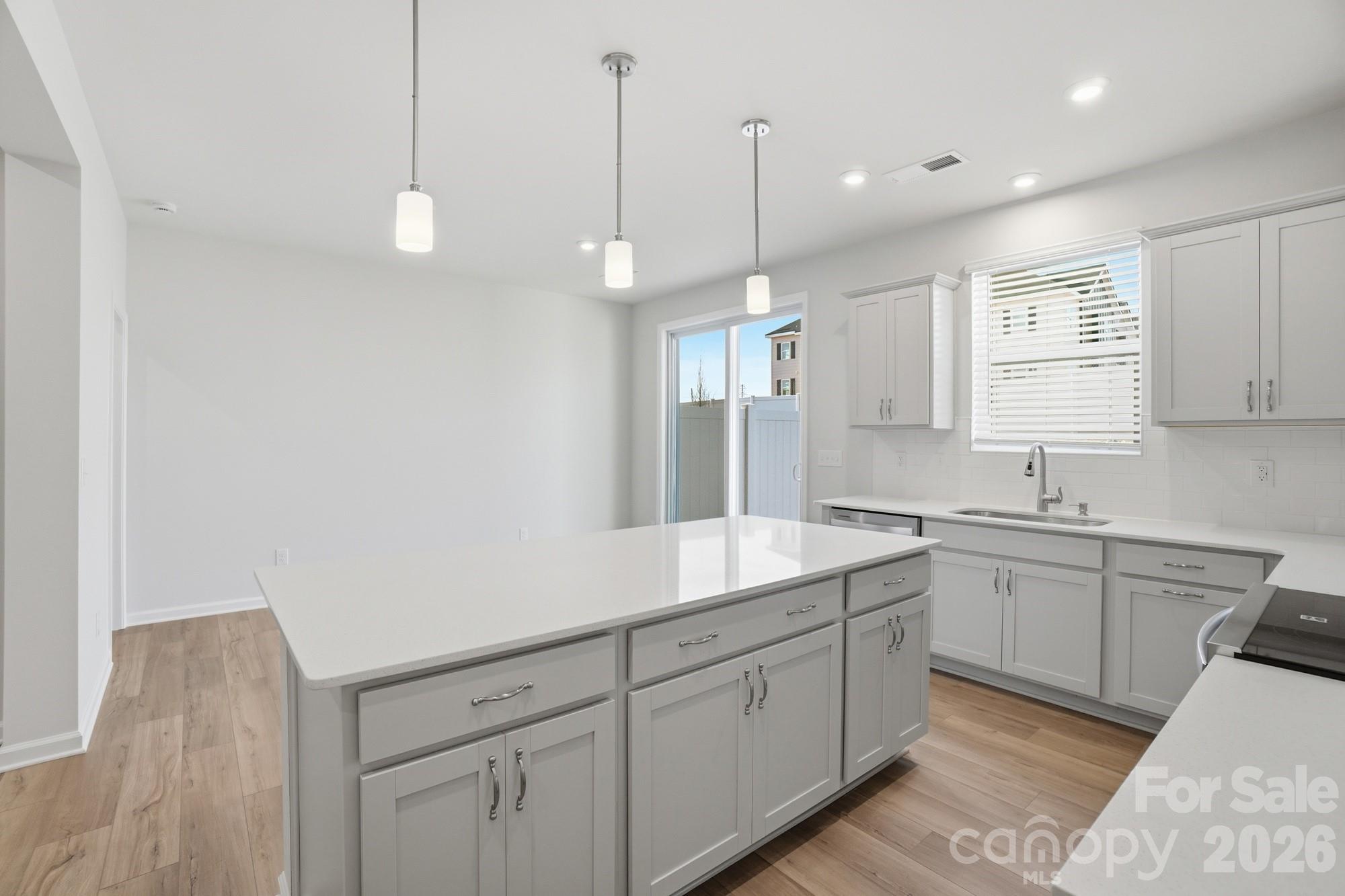 7013 Cerris Drive Property Photo 15