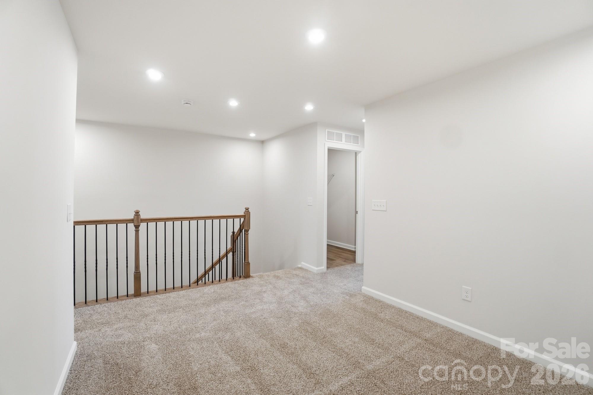 7013 Cerris Drive Property Photo 23