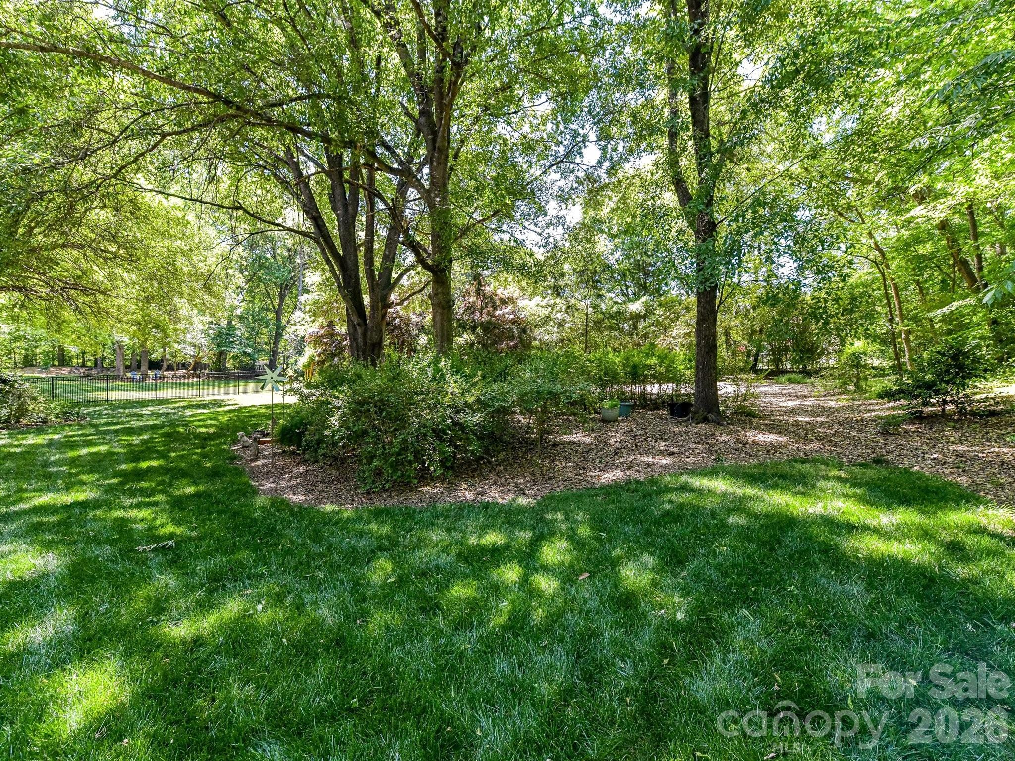 1531 Hansom Lane Property Photo 4