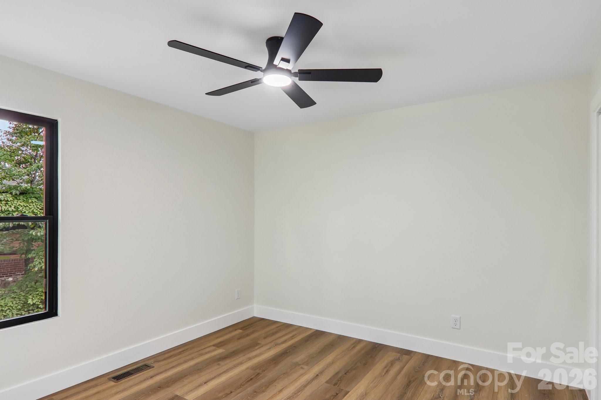 124 N Main Street 2 Property Photo 19