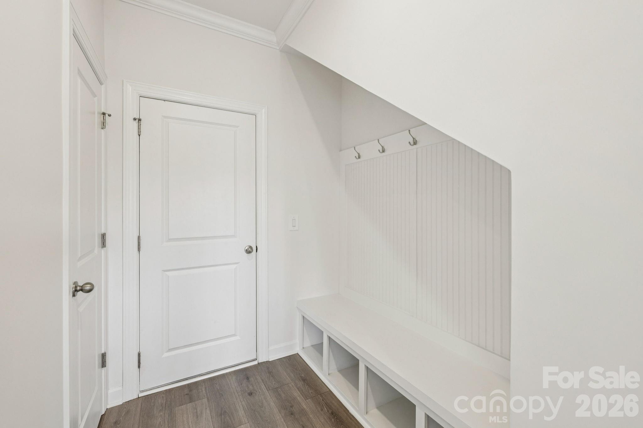 347 Golden Maple Court Property Photo 4
