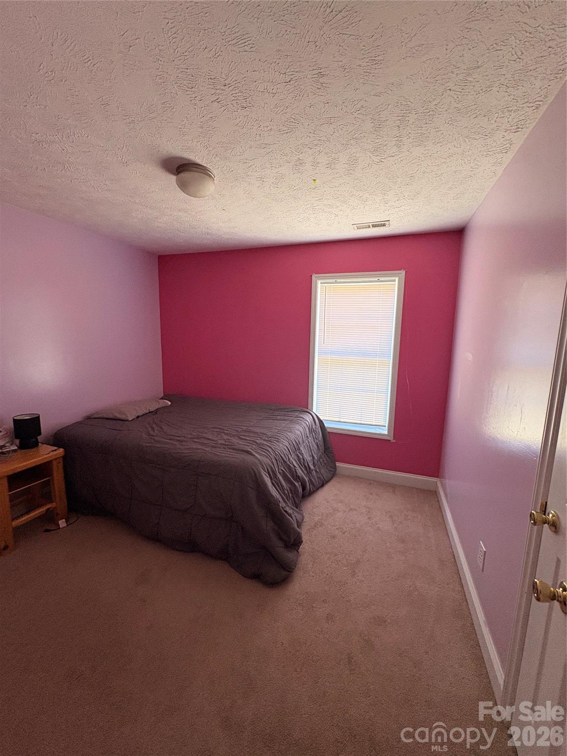 195 Moorea Drive Property Photo 7