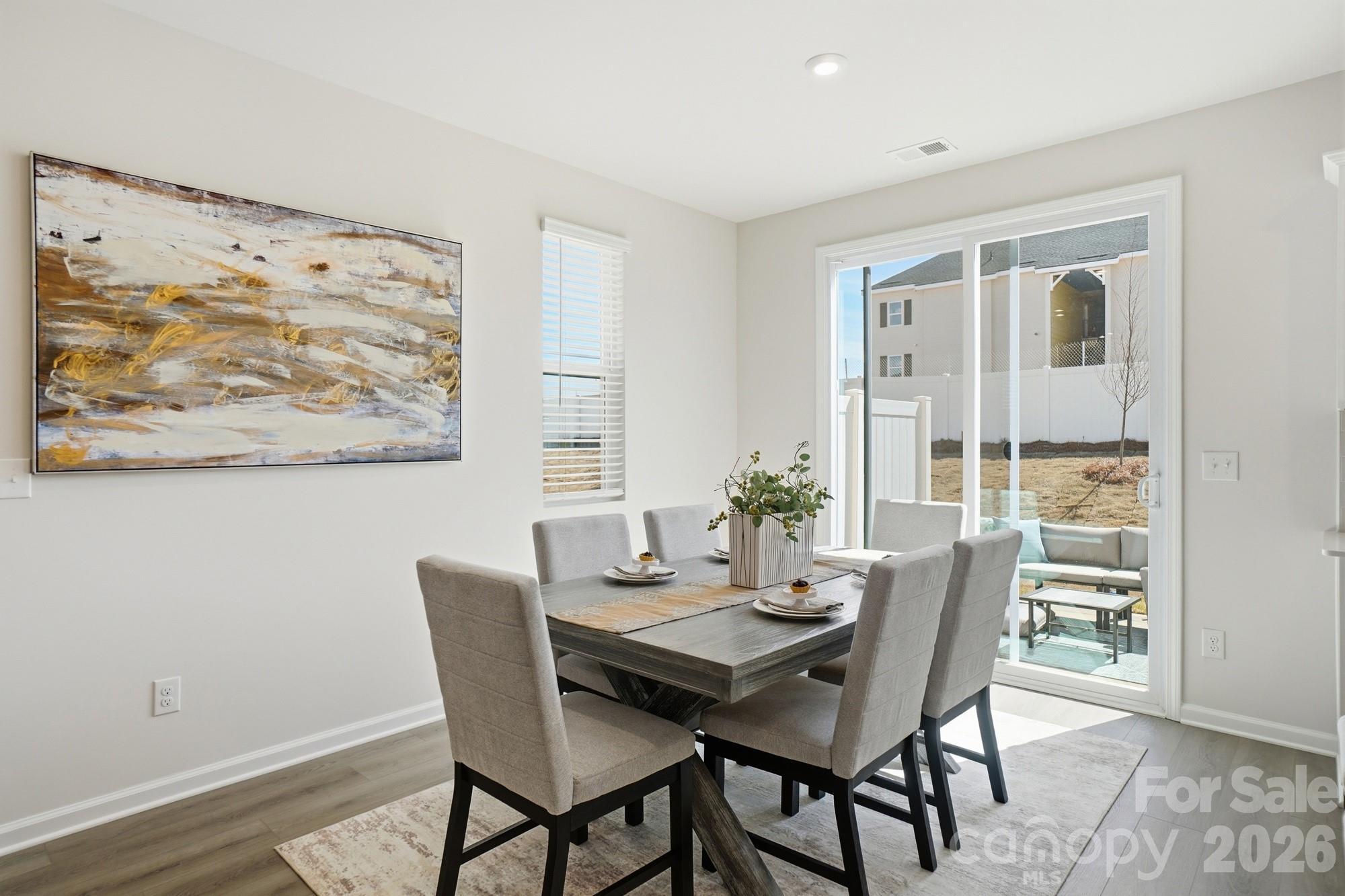 7025 Cerris Drive Property Photo 17