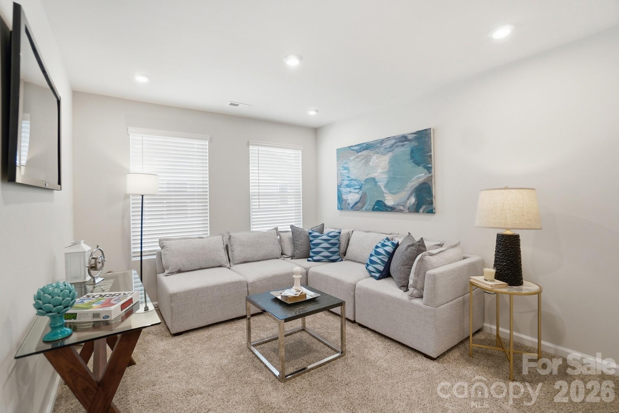7025 Cerris Drive Property Photo 21