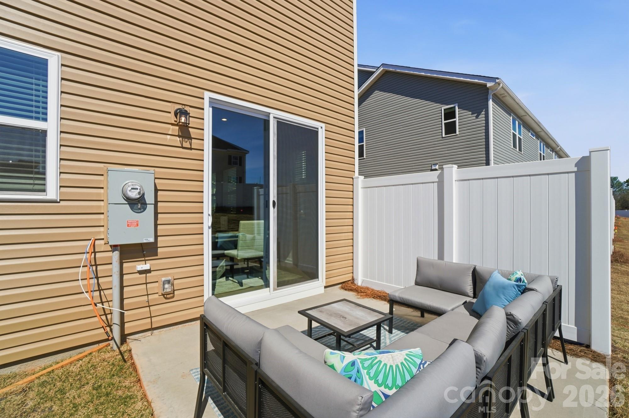 7025 Cerris Drive Property Photo 43