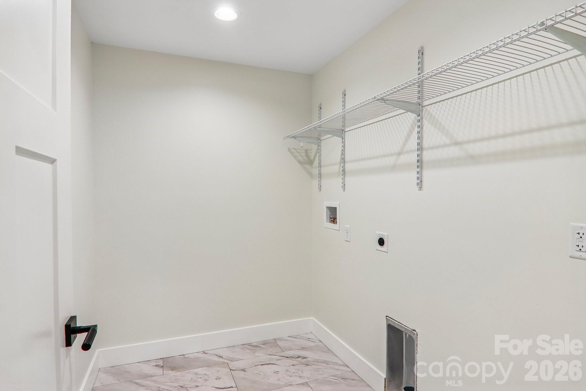 140 N Main Street 1 Property Photo 13