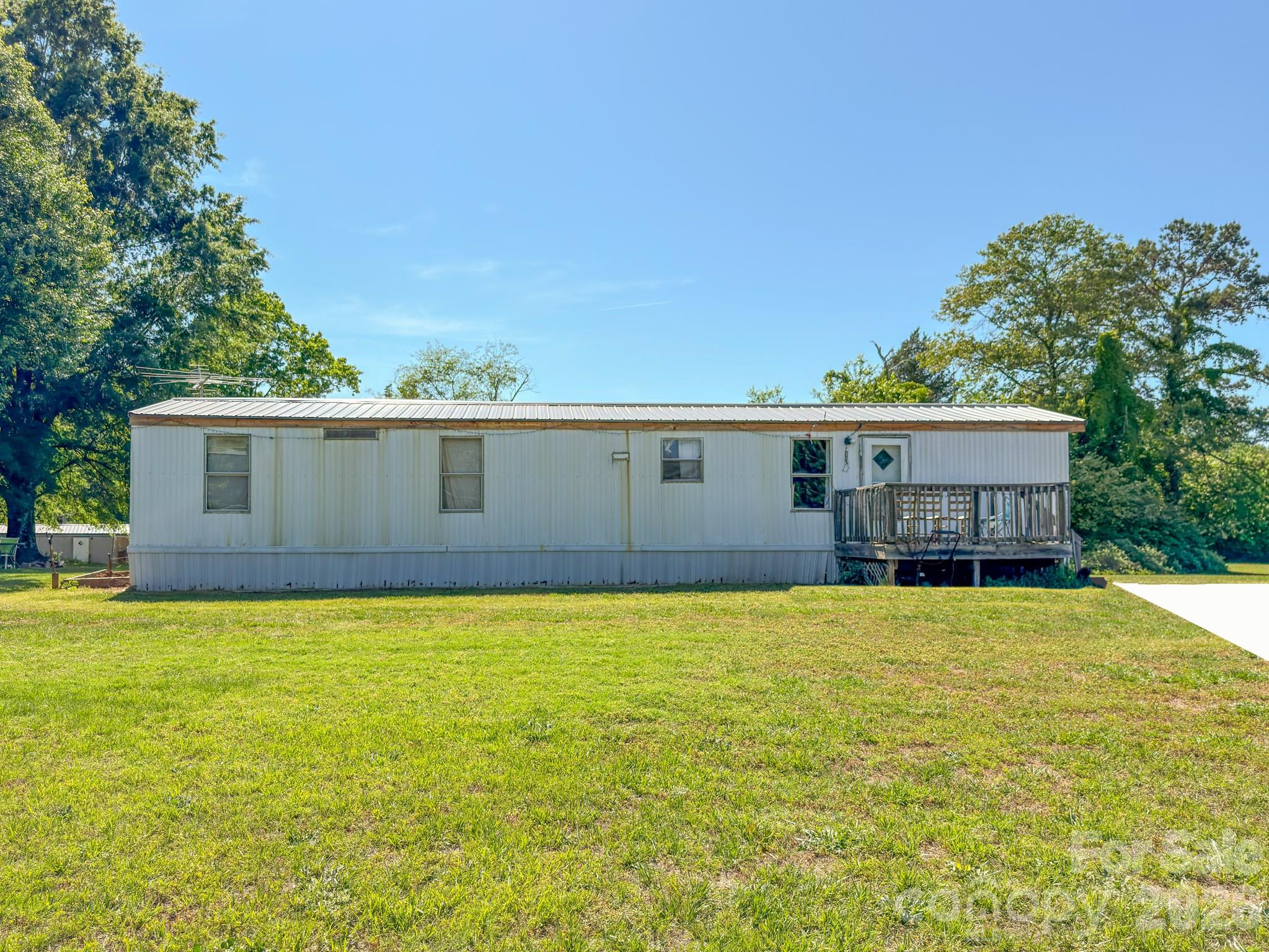 142 & 146 Delaware Road Property Photo 1