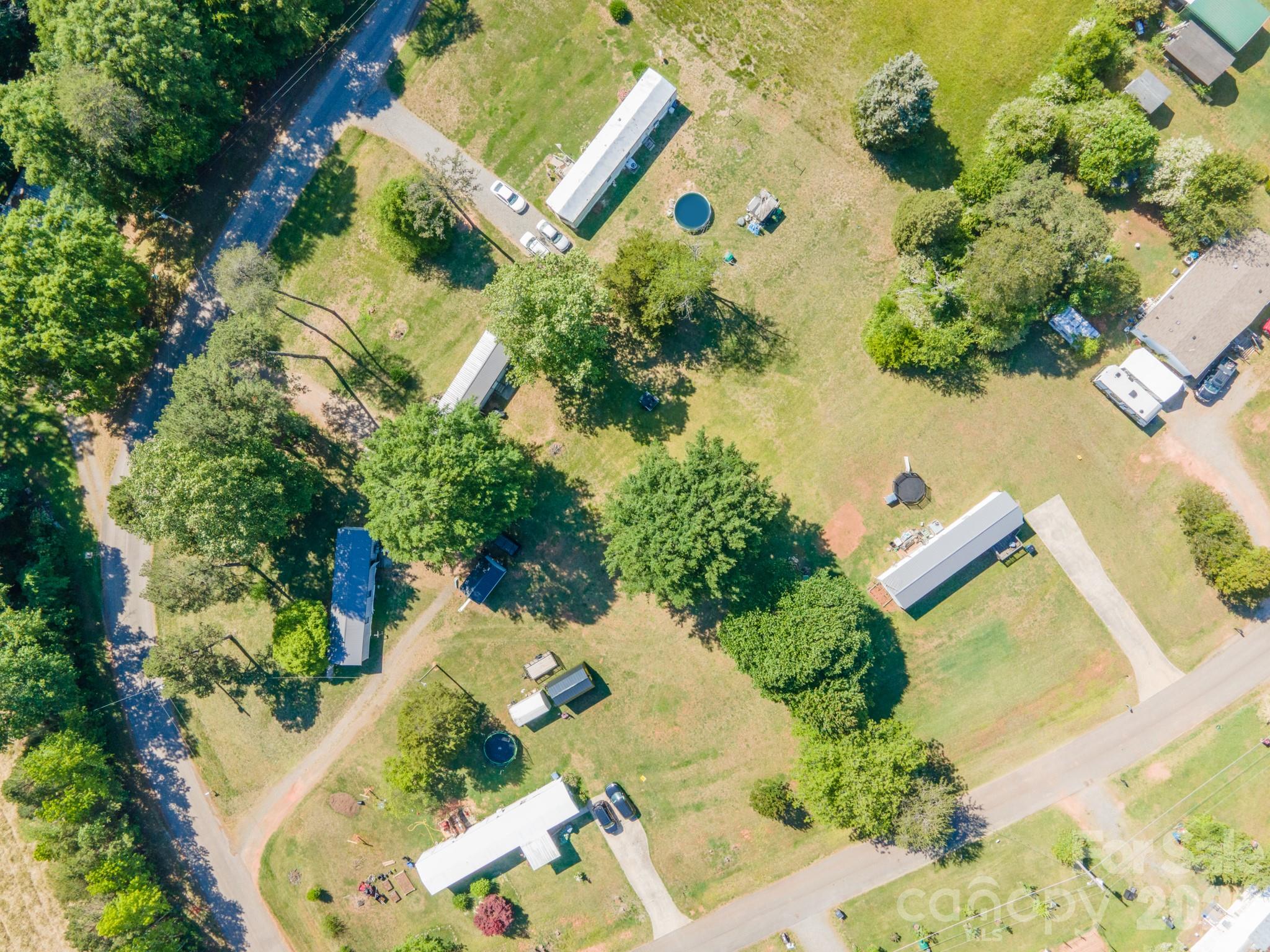 142 & 146 Delaware Road Property Photo 4