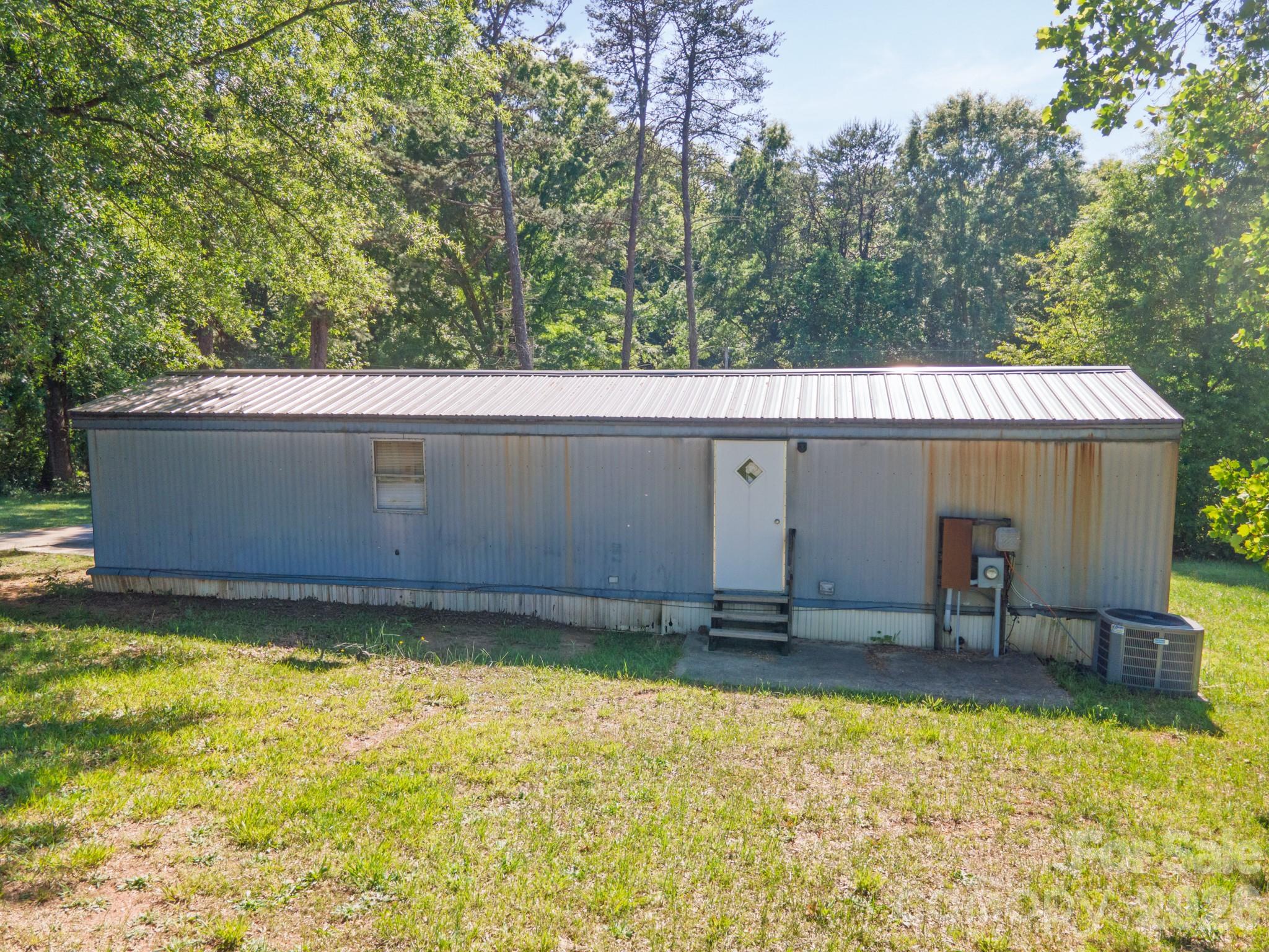 142 & 146 Delaware Road Property Photo 7