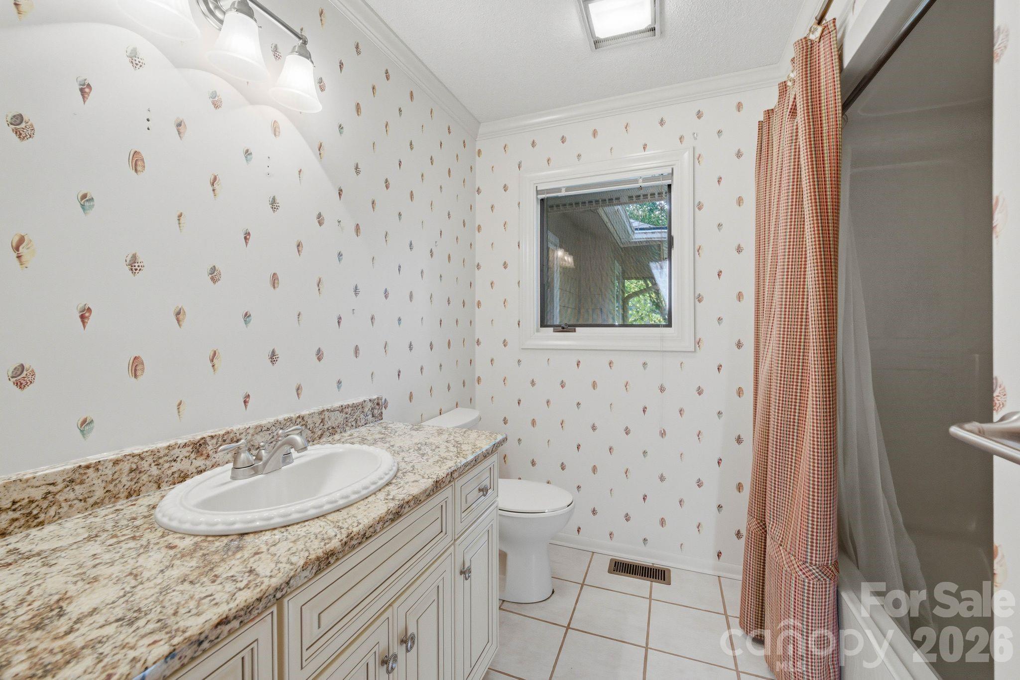 3725 Kingfisher Lane Property Photo 40