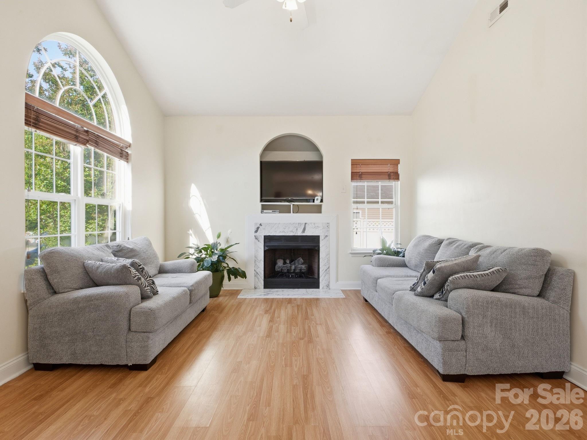 12519 Twelvetrees Lane 12 Property Photo 6