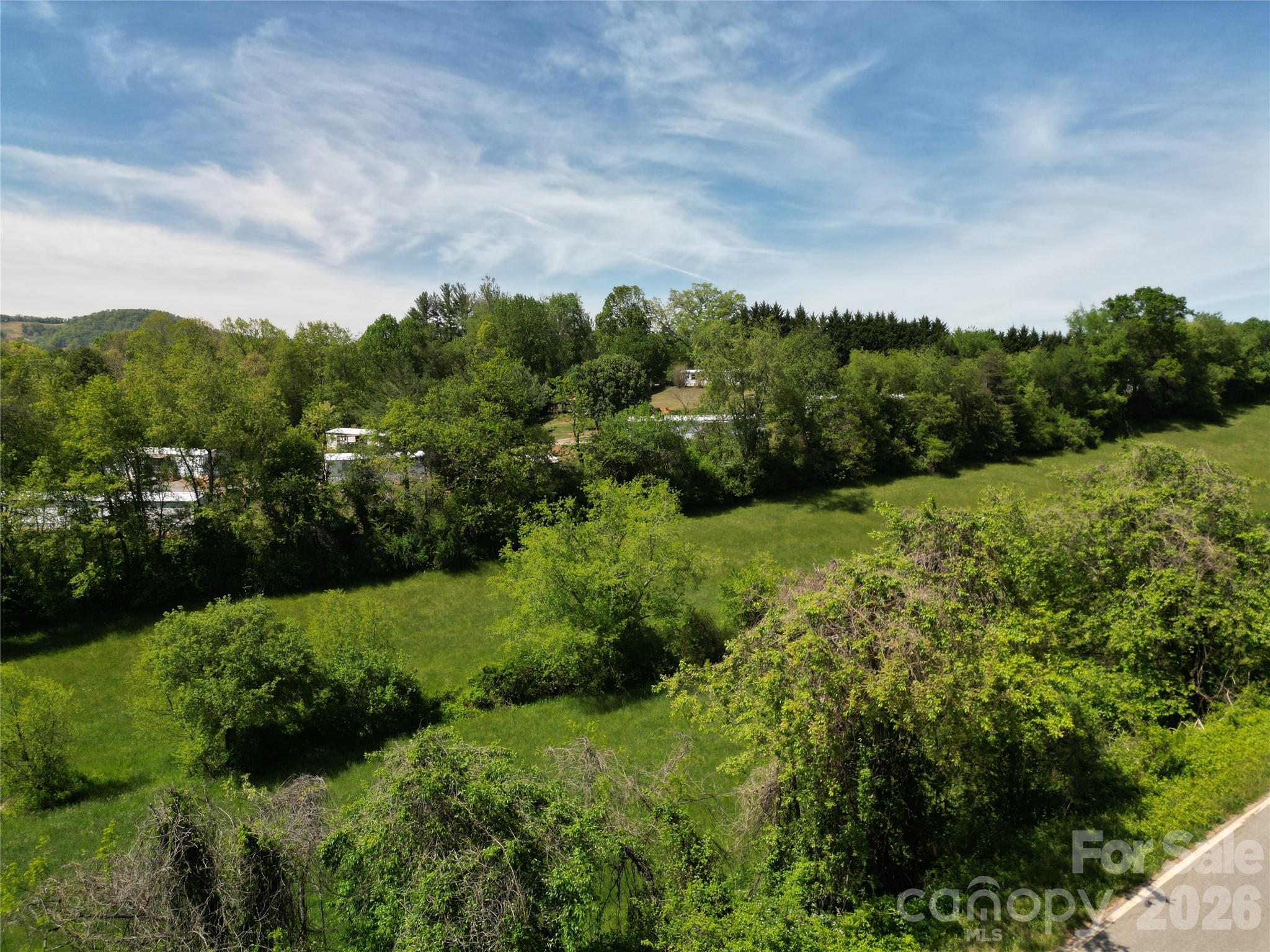 32 Windy Hill Lane Property Photo 8